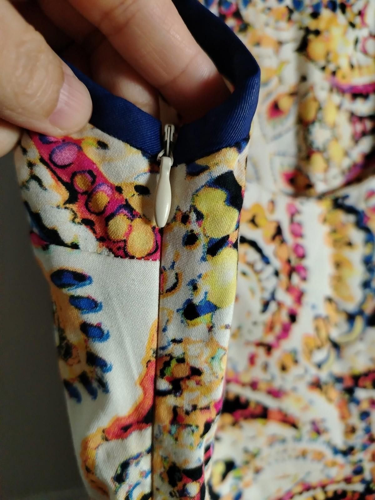 Other Pre-Loved Women's Multicolour Patterned Sleeveless Dress Size M / US 6-8 / IT 42-44 - 4 Thumbnail