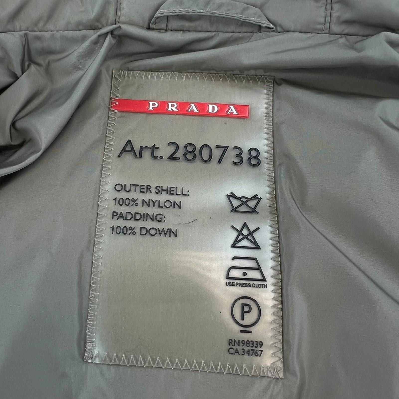 Prada Prada Women's Khaki Two Tone Puffer Jacket Size M / US 6-8 / IT 42-44 - 6 Thumbnail