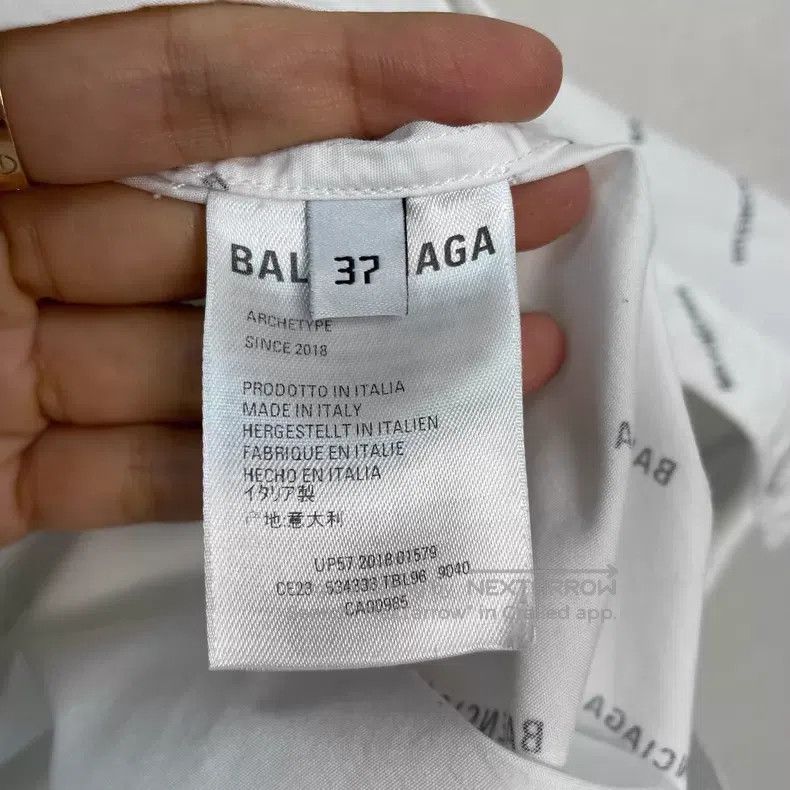 Balenciaga Balenciaga size 37 Bullet Screen Full-Print Long Sleeve Sh Size US S / EU 44-46 / 1 - 4 Thumbnail