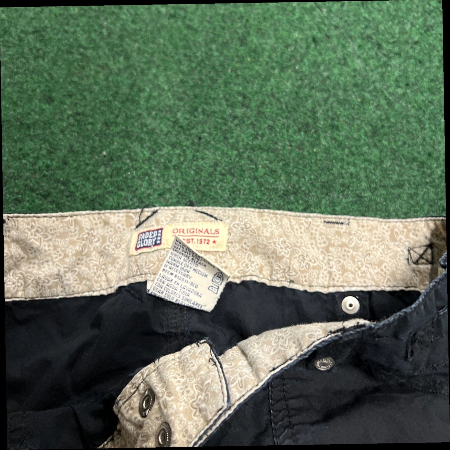 Faded Glory Faded Glory Womens Capris Sz 4 Black Utility Outdoors Summer Size ONE SIZE - 4 Thumbnail