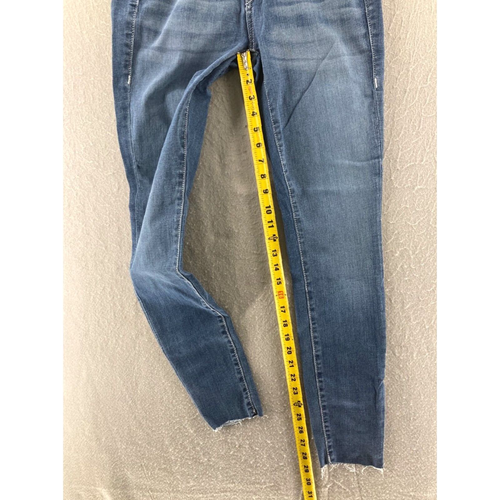 True Religion True Religion Jeans Womens 26 Mid Rise Super Skinny Jennie Raw Hem Blue Denim 5-Pocket Design Size 26" / US 2 / IT 38 - 5 Thumbnail