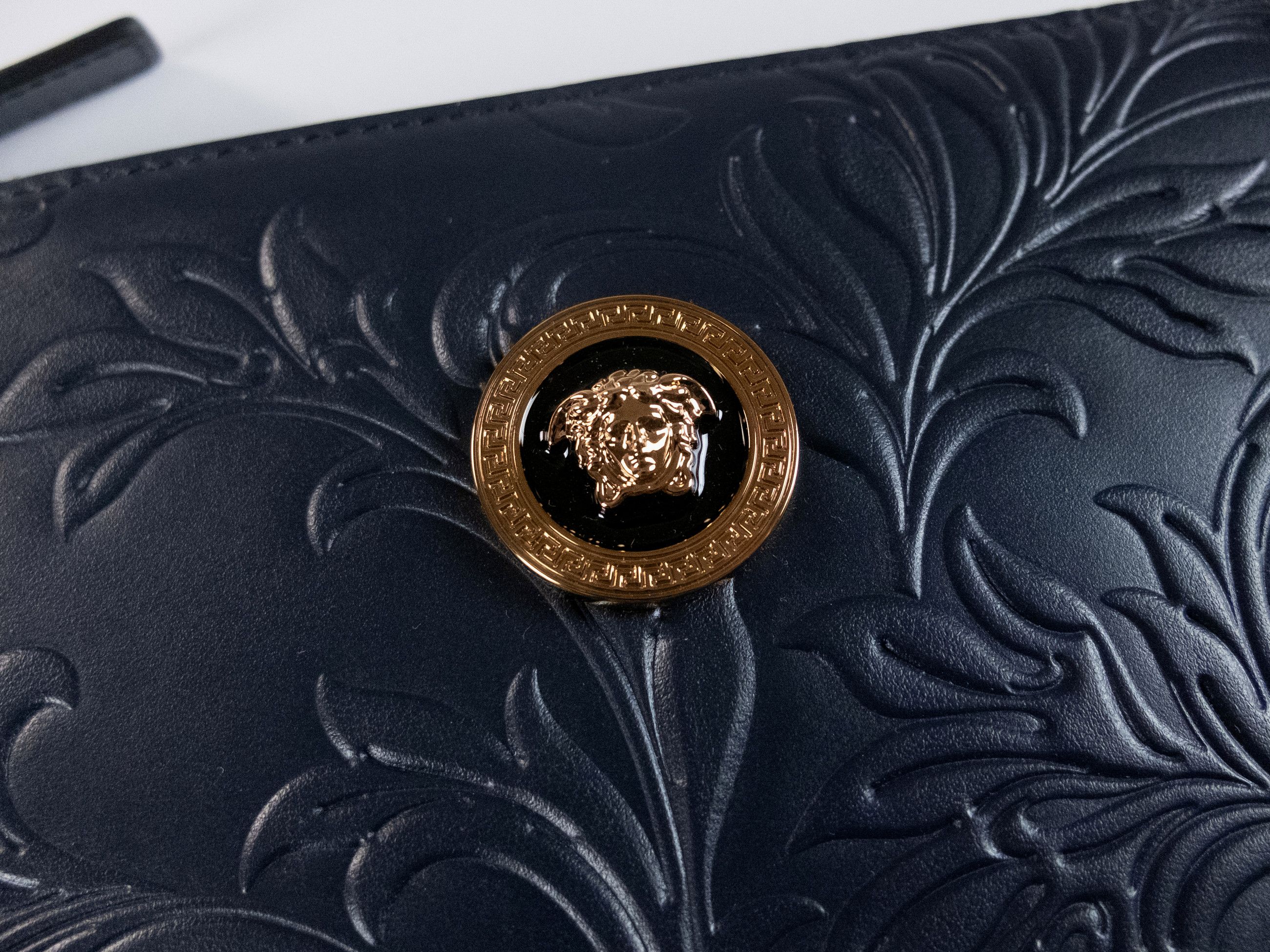 Versace VERSACE La Medusa blue floral motif embossed clutch bag Size ONE SIZE - 2 Thumbnail