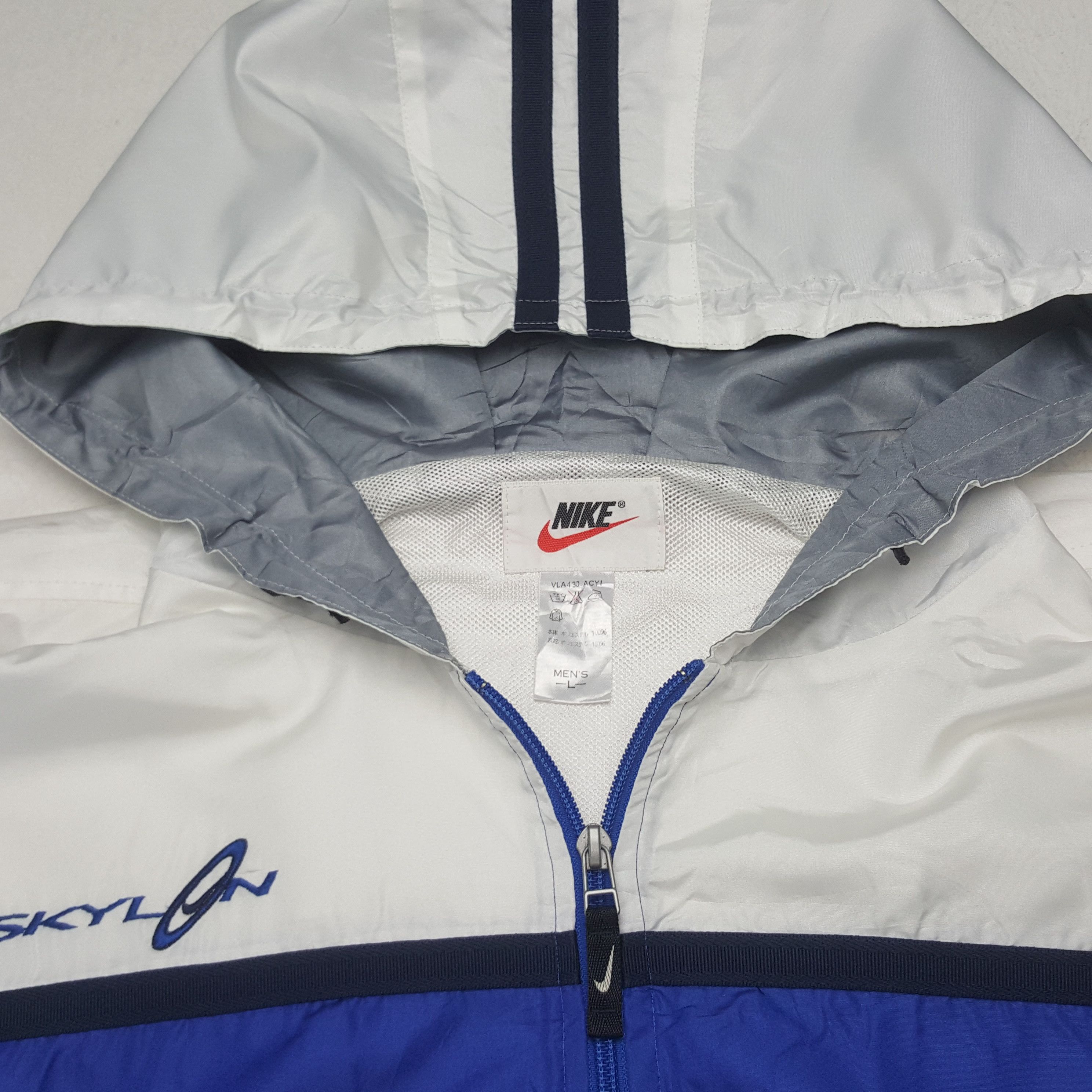 Nike Vintage Nike Skylon American Windbreaker Jacket C290N34 Size US XL / EU 56 / 4 - 4 Thumbnail