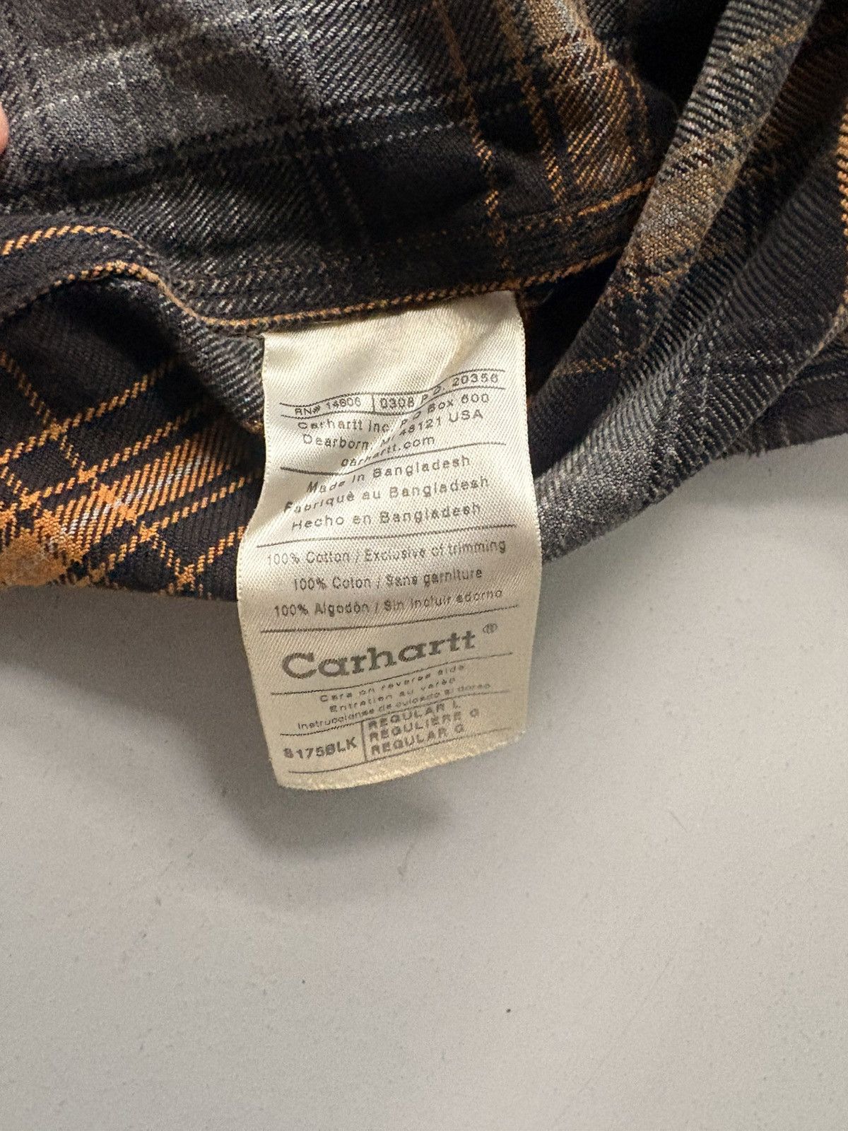 Carhartt Heavily Distressed Carhartt Plaid Flannel Shirt - Size L Size US L / EU 52-54 / 3 - 7 Thumbnail