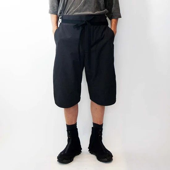 CCP (Crazy Character Print) PS-AB101 / Obi Loop Shorts (tagged L) Size US 34 / EU 50 - 1 Thumbnail