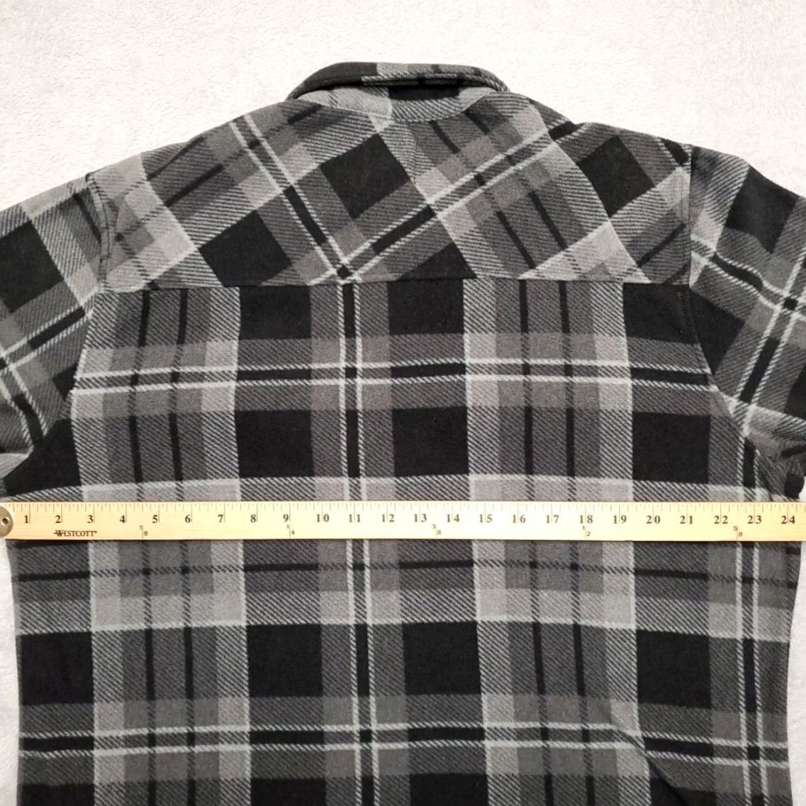 Vintage RedHead Shirt Mens Large Gray Tartan Plaid Fleece Long Sleeve Outdoors Polyester Button-Up Casual Womens? Mens Size US L / EU 52-54 / 3 - 6 Thumbnail
