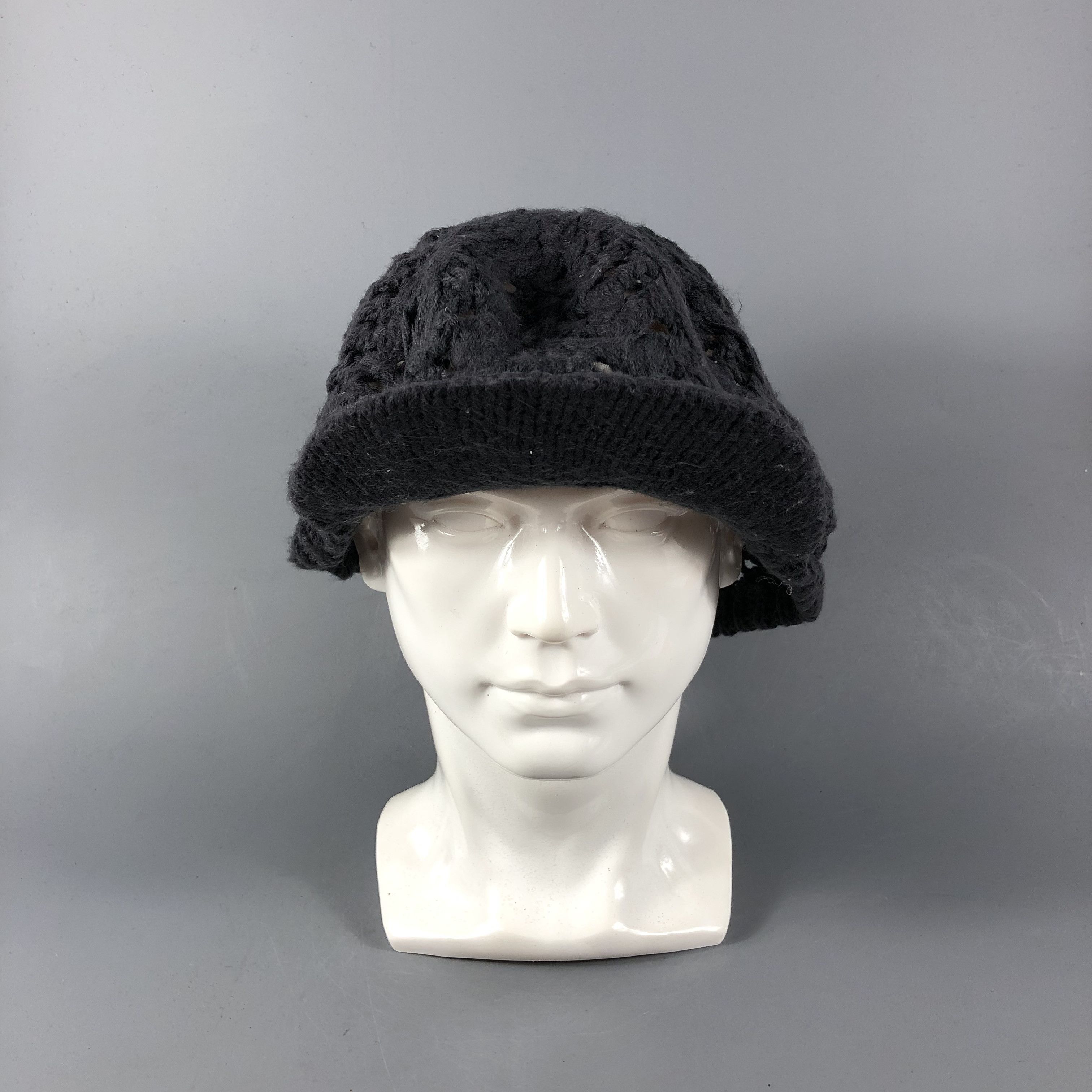 Beams Plus Beams Crochet Knit Visor Beanie Snowcap Snow Hat B782 Size ONE SIZE - 1 Thumbnail