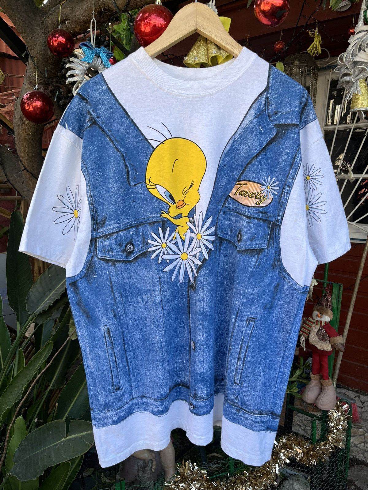 Vintage Rare Vintage 1996 Looney Tunes Tweety Bird AOP Size US XL / EU 56 / 4 - 2 Thumbnail