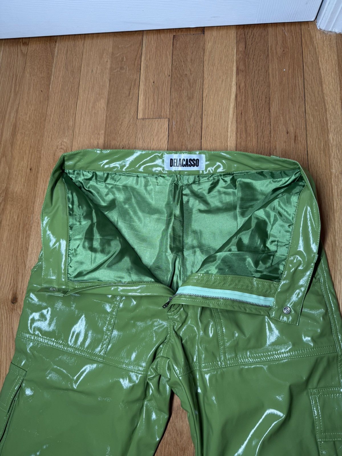 If Six Was Nine Delacasso Green Handmade Vinyl Cargo Pants Size US 30 / EU 46 - 5 Thumbnail