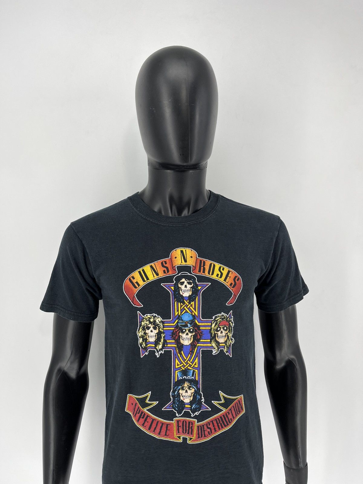 Guns N' Roses Vintage Y2K Guns And Roses tee Band Rock Metal streetwear Size US S / EU 44-46 / 1 - 3 Thumbnail