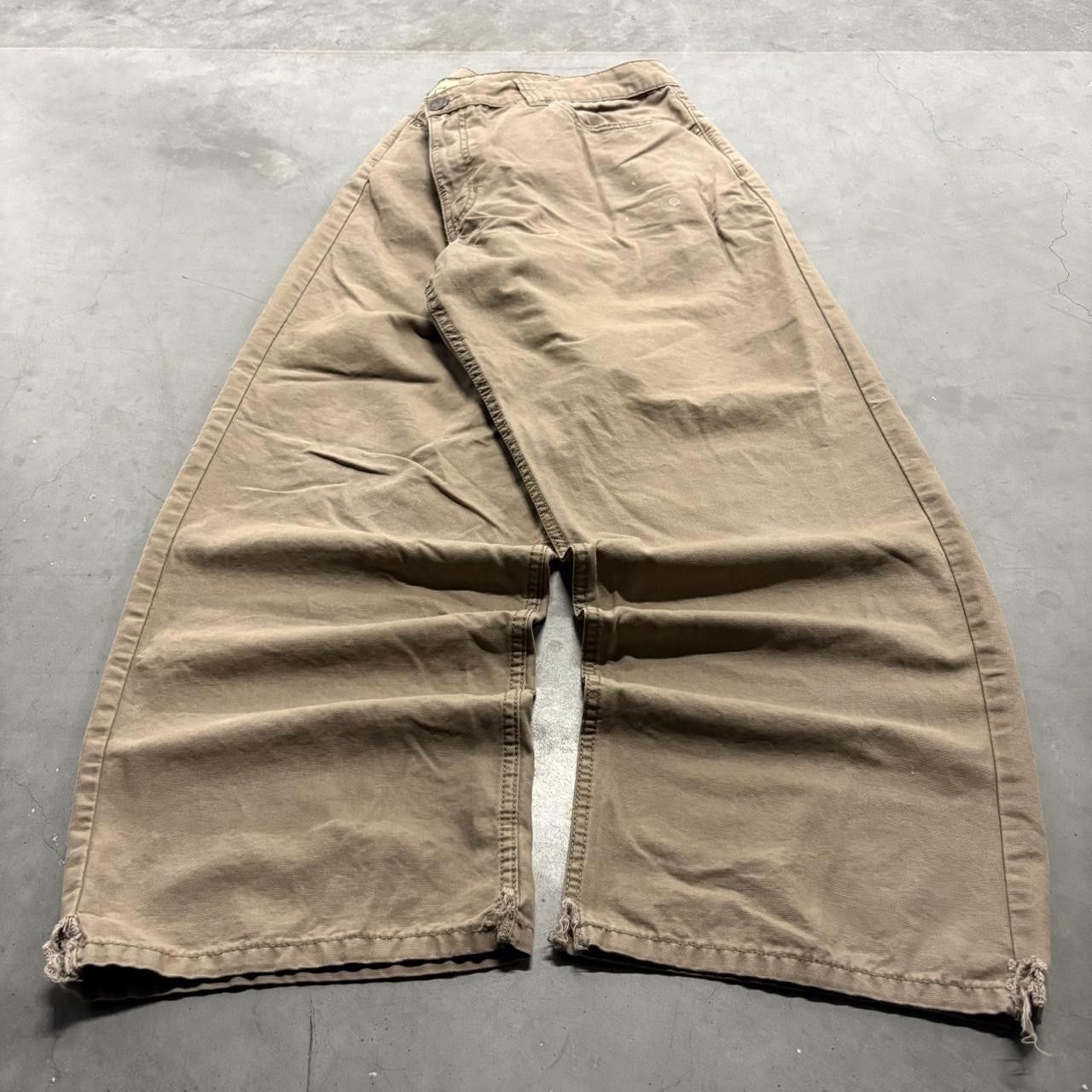 Vintage Crazy Vintage Y2K/2000s Baggy Skater Style Khaki Brown Pants! Size US 42 / EU 58 - 1 Thumbnail