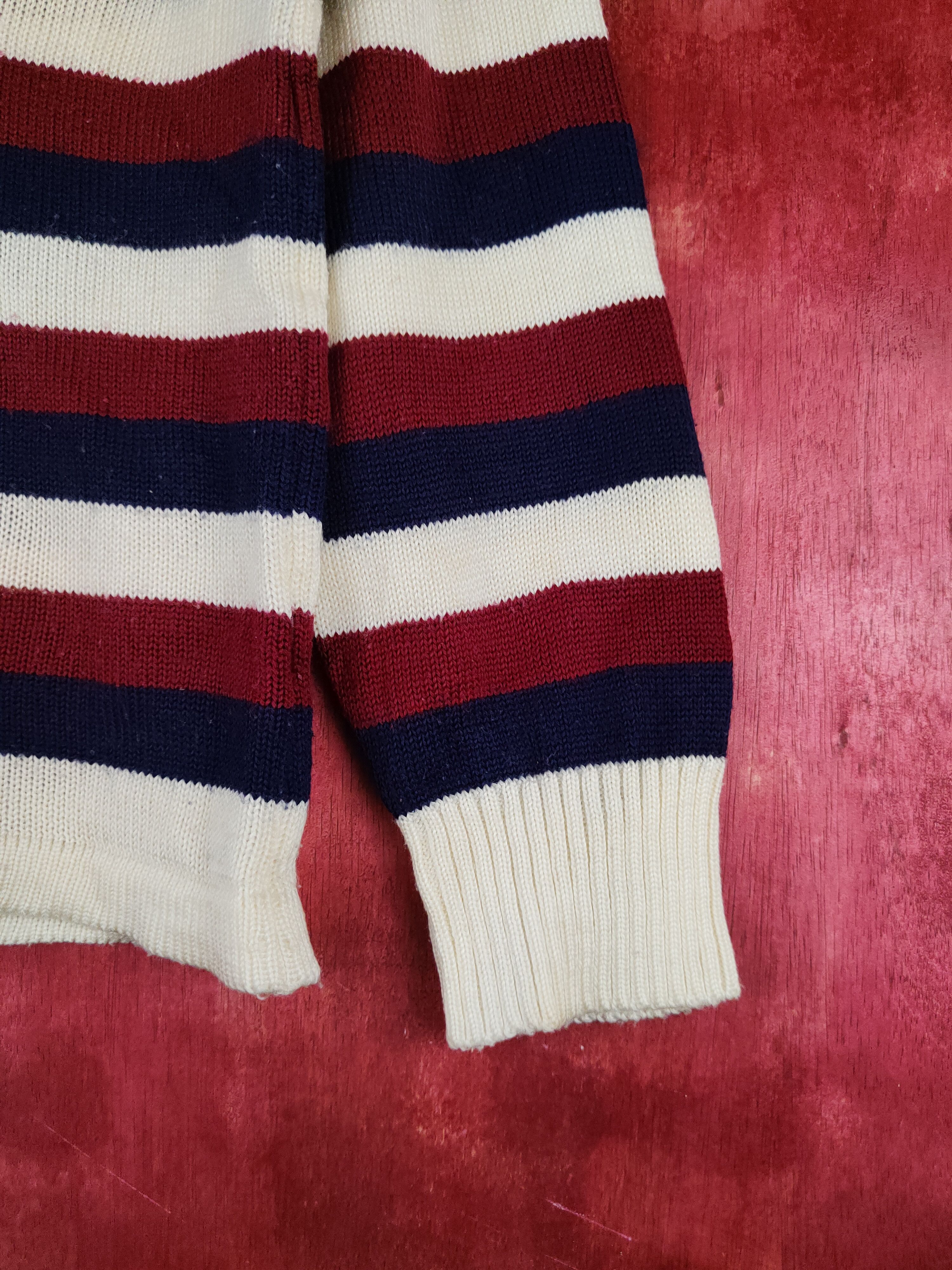 Japanese Brand Japanese Brand Cream Red Stripe Knitwear Sweatshirt #S1505 Size S / US 4 / IT 40 - 7 Thumbnail