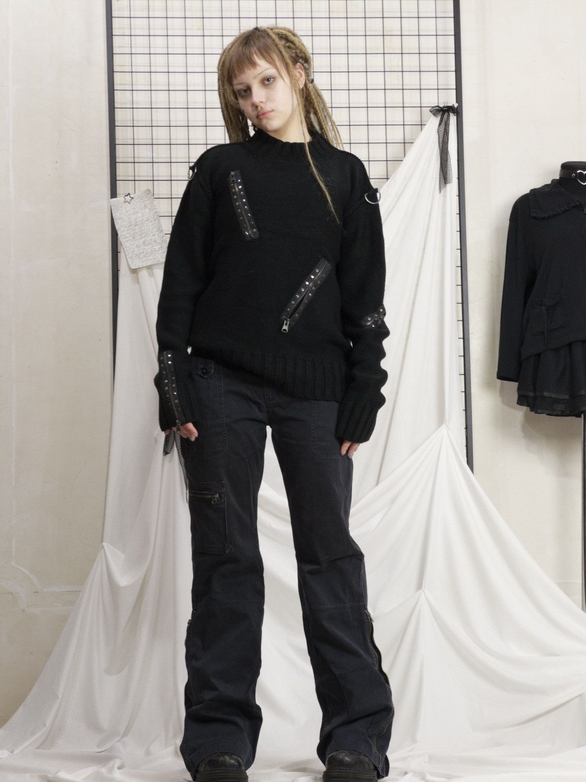 Vintage Black industrial knit sweater with zippers & D-rings Size M / US 6-8 / IT 42-44 - 8 Thumbnail