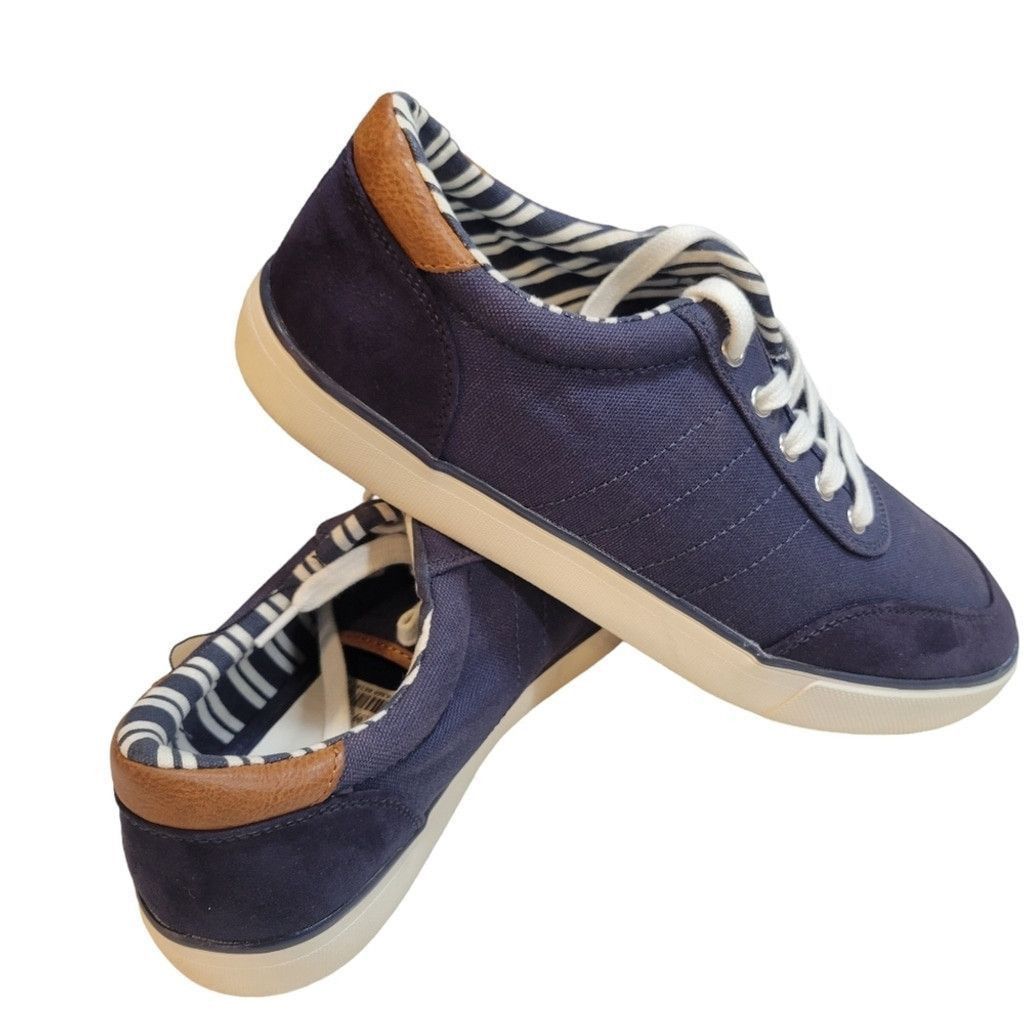 Club Room Club Room Cameron Sneaker Navy Cotton Men's. Size 8M. NWOT Size US 8 / EU 41 - 7 Thumbnail
