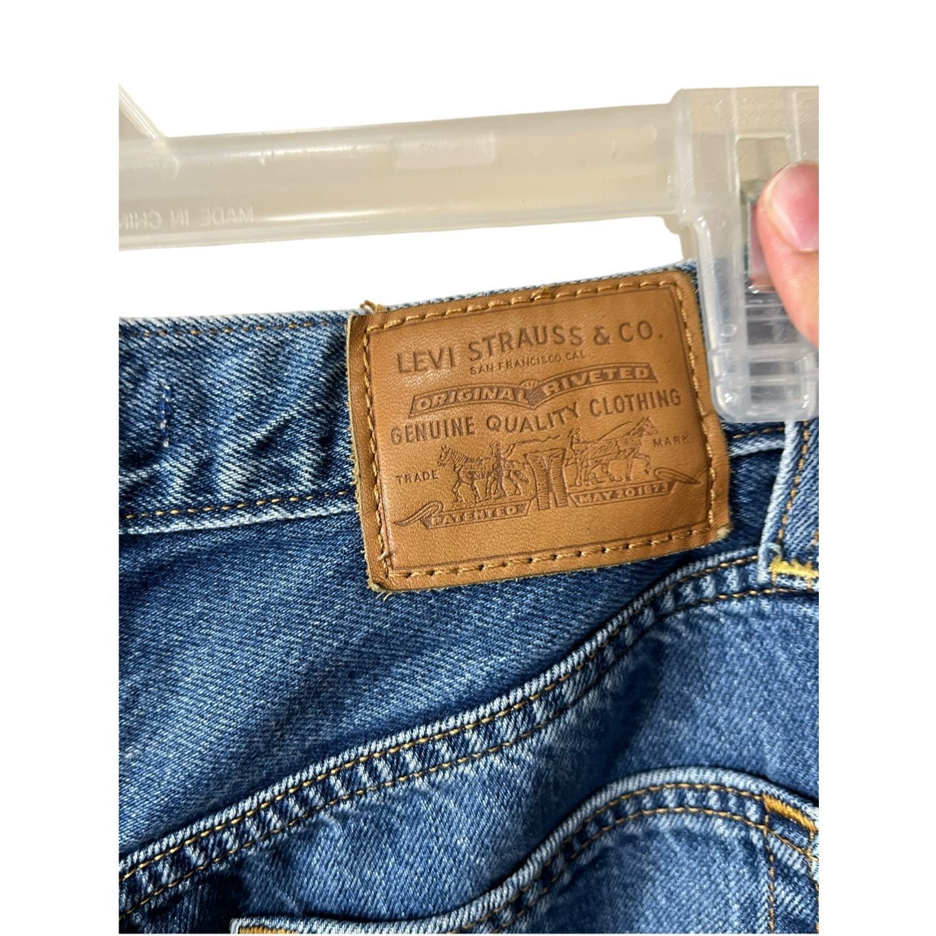Levi's Levi’s Premium Ribcage Straight Jeans Size 24 Size 26" / US 2 / IT 38 - 8 Thumbnail