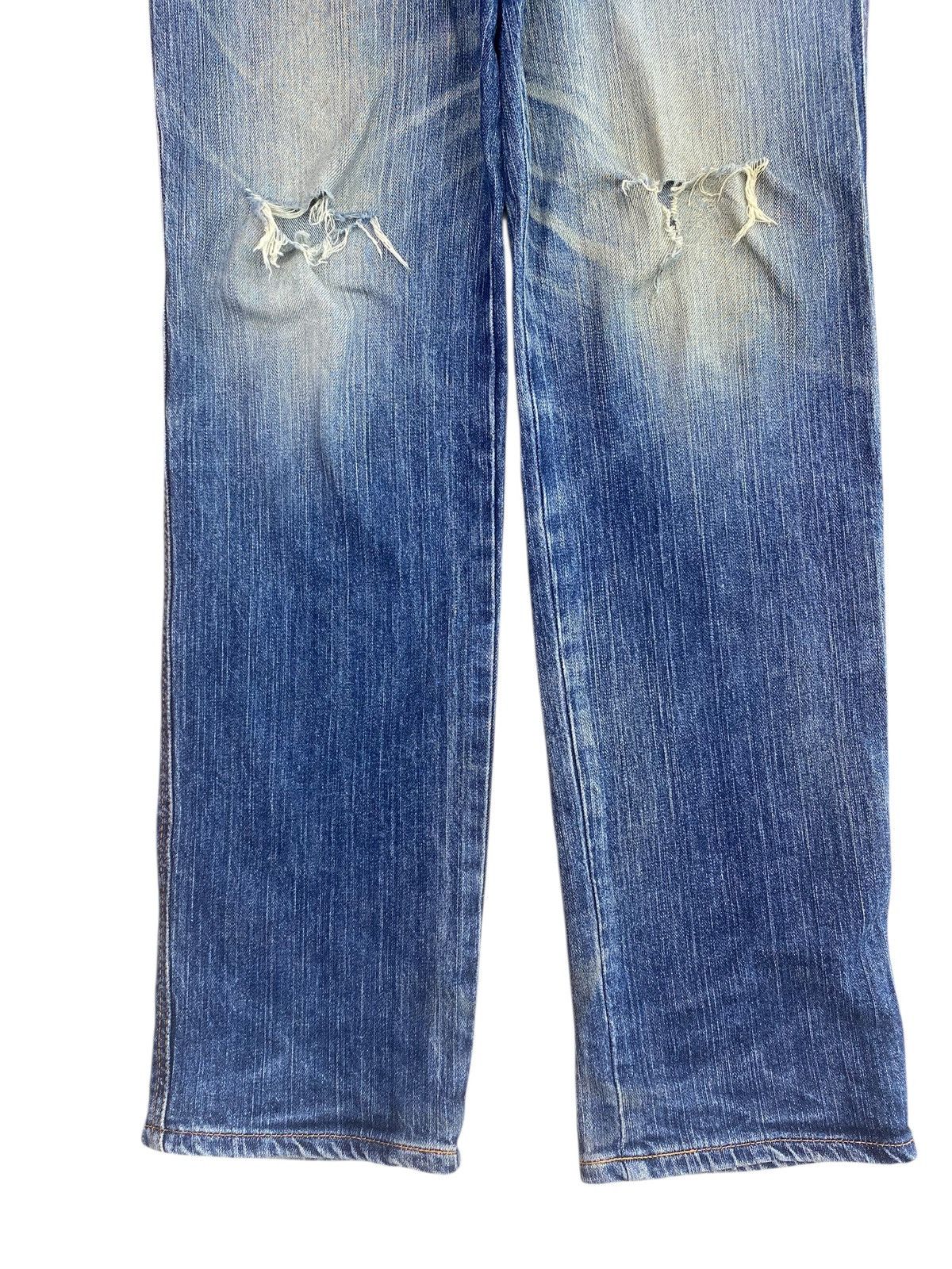Edwin Vintage Edwin Faded Blue Wash Style Ripped Jeans Size US 32 / EU 48 - 9 Thumbnail