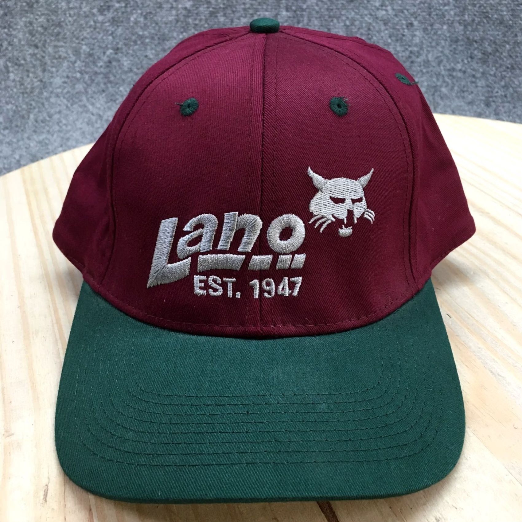 Logo 7 Mens Lano Baseball Cap Hat Maroon Green One Size Embroidered Logo Curved Brim Size ONE SIZE - 2 Thumbnail