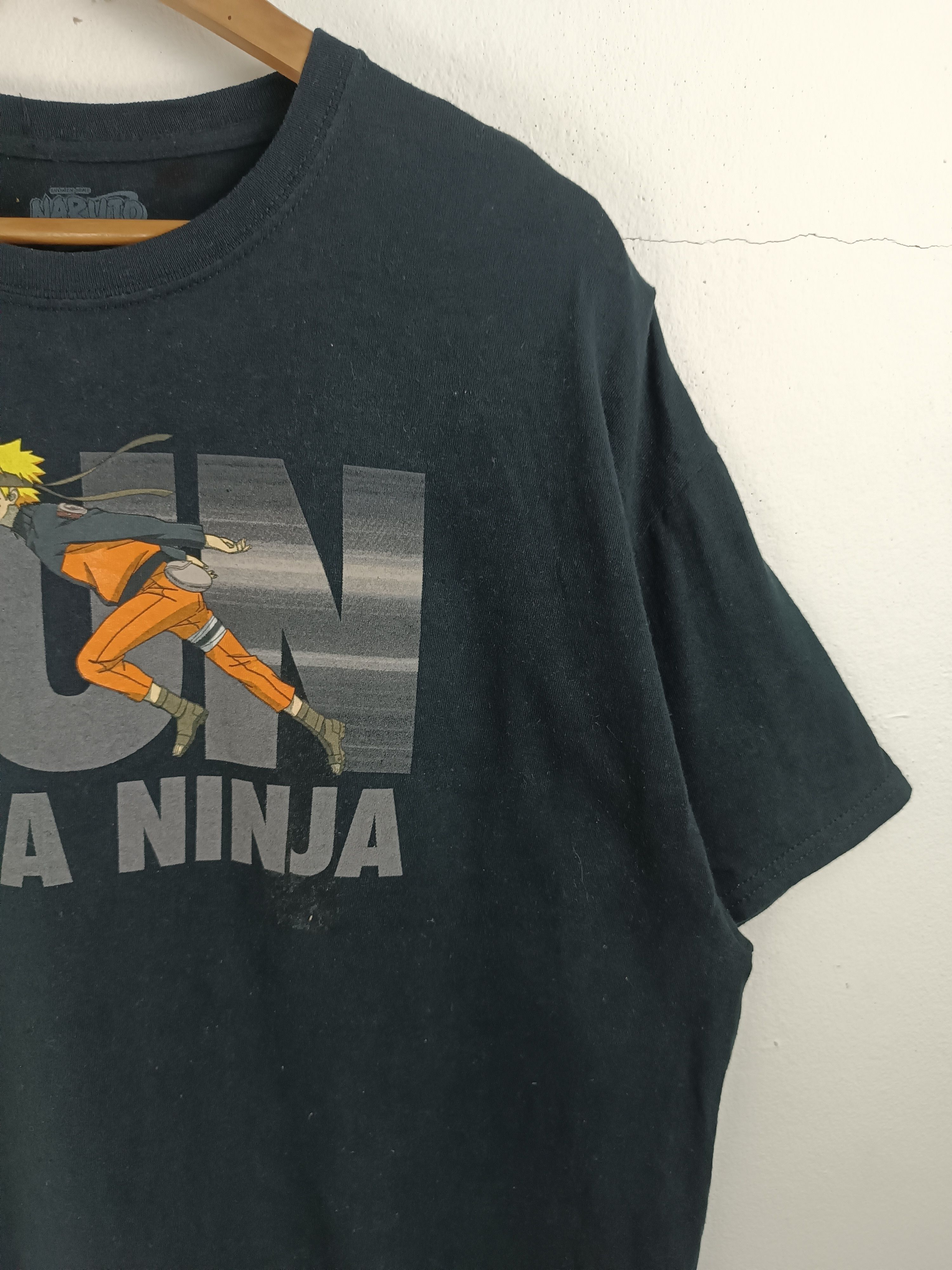 Anime VINTAGE NARUTO SHIPPUDEN RUN LIKE A NINJA TEE ONE PIECE Size US XL / EU 56 / 4 - 6 Thumbnail