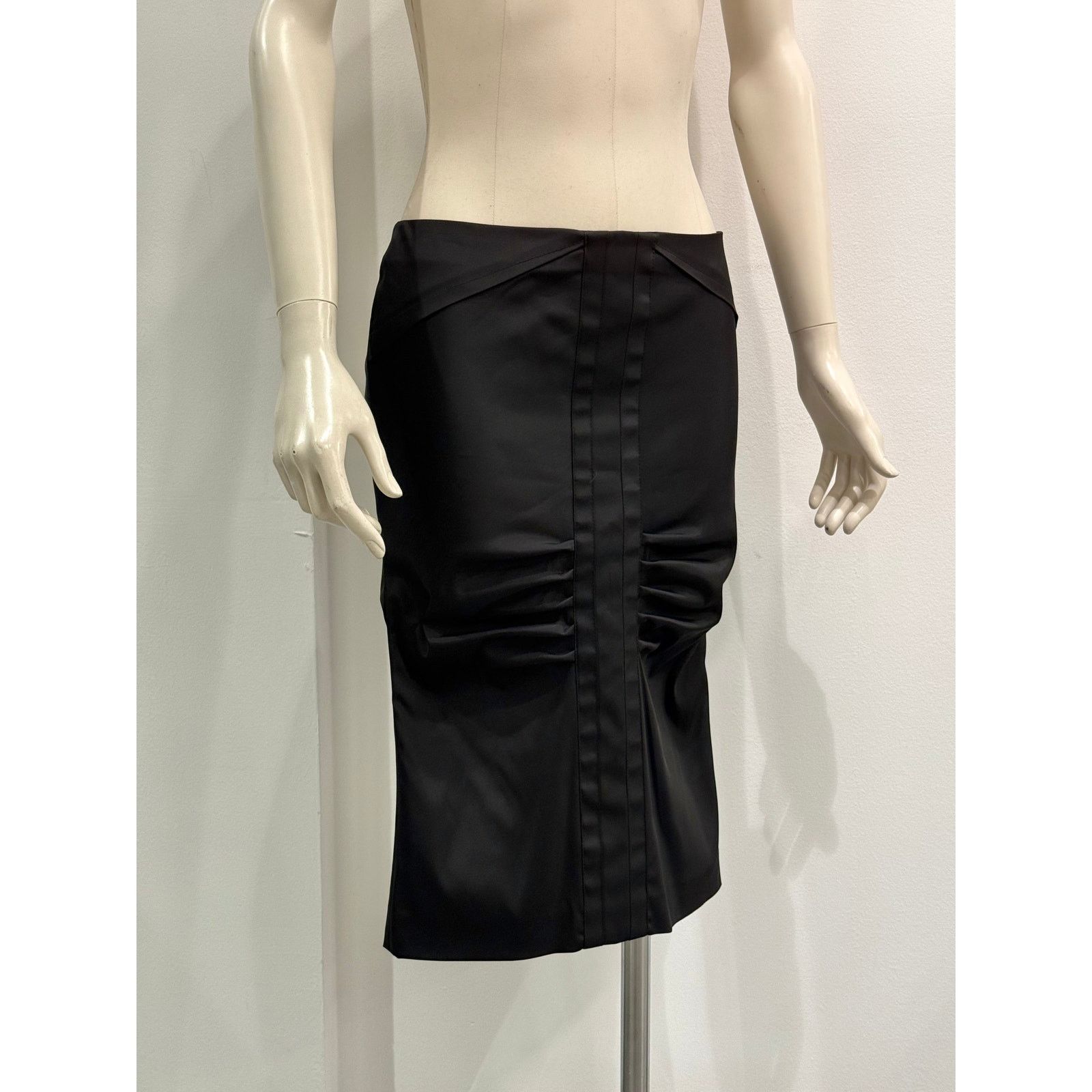 スカート GUCCI by Tom Ford AW2003 Buckle Skirt GUCCI by Tom Ford AW2003 Buckle Skirt