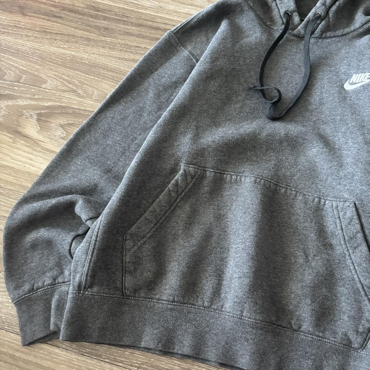 Nike Crazy Vintage Y2K/2000s Grey Nike Streetwear Essential Pullover Hoodie! Size S Size US S / EU 44-46 / 1 - 3 Thumbnail