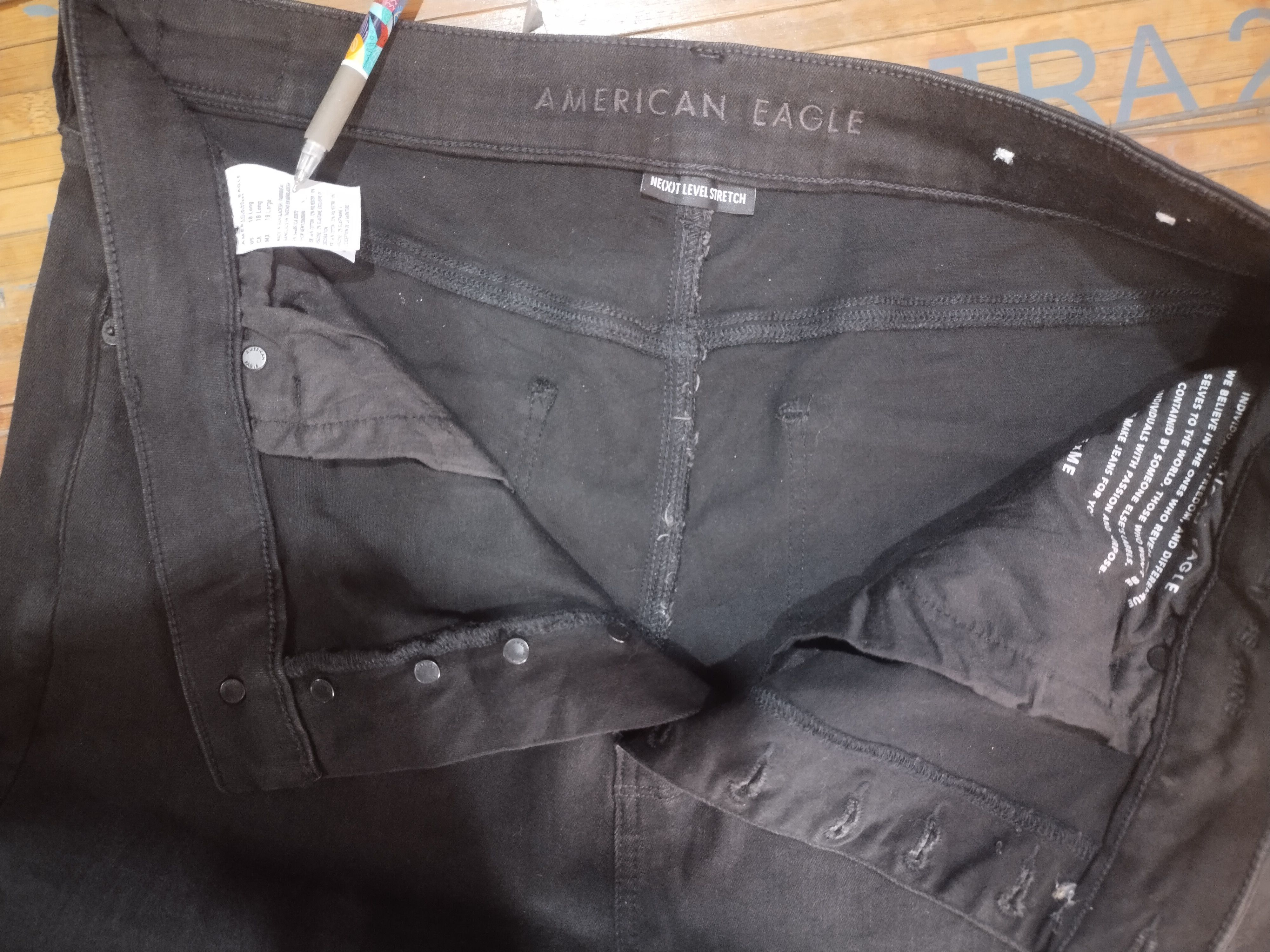 American Eagle Outfitters Jeans American Eagle - Baggy Style Sz 34" Size 34" / US 12 / IT 48 - 6 Thumbnail