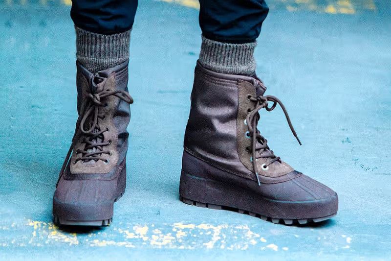Adidas × Yeezy Season × Yeezy Talk Worldwide Yeezy 950 OG Duck 