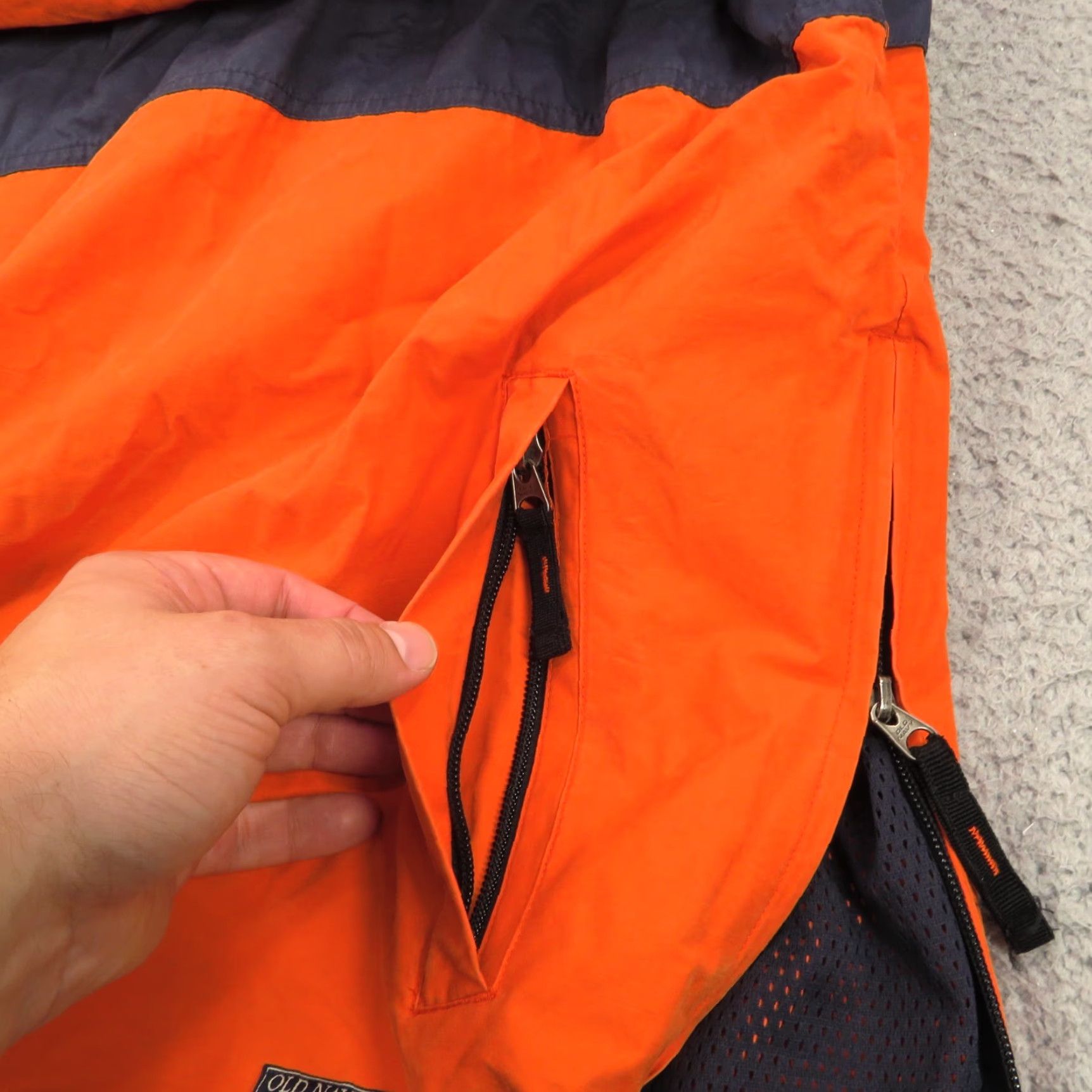 Old Navy VINTAGE Old Navy Jacket Mens 2XL Windbreaker Hooded Anorak Orange 90s Logo Zipper Pockets Soft Shell Nylon Wind-Resistant Size US XXL / EU 58 / 5 - 4 Thumbnail