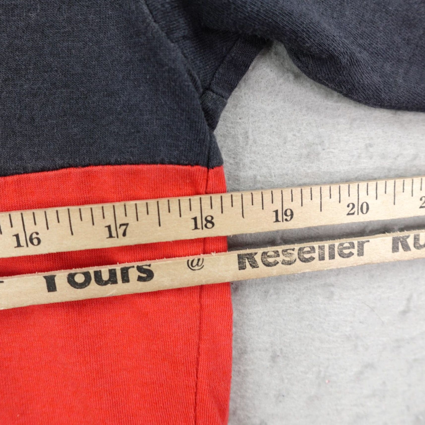 Other VINTAGE Budweiser Racing Shirt Adult Medium Gray Graphic Print Crew Neck Portland Rose Festival Mens Size US M / EU 48-50 / 2 - 7 Thumbnail