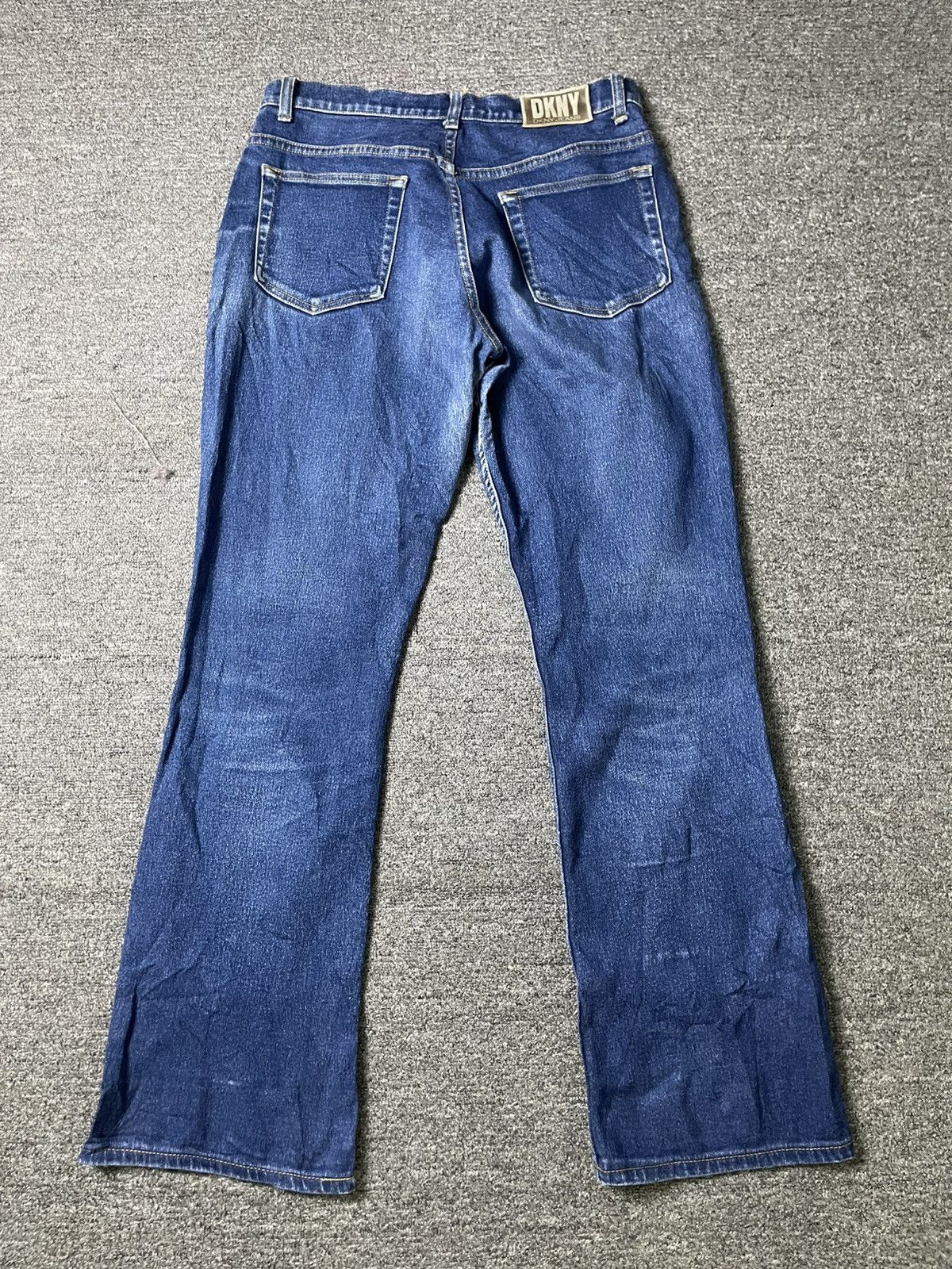 DKNY × Vintage DKNY BOOTCUT FLARED JEANS (103) Size US 31 - 8 Thumbnail