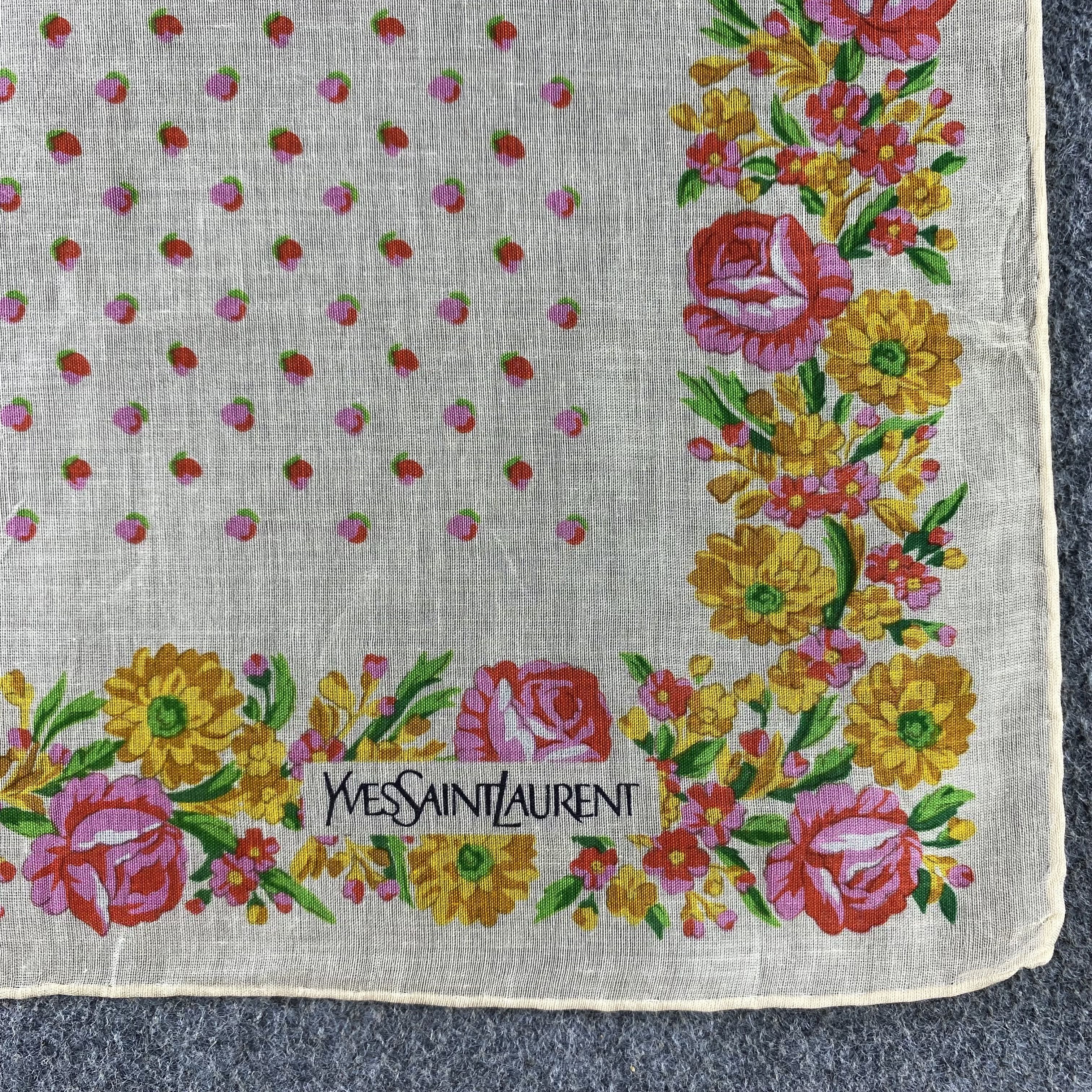 Vintage × Yves Saint Laurent Yves Saint Laurent Handkerchief/Neckerchief/Bandana HC649 Size ONE SIZE - 3 Thumbnail