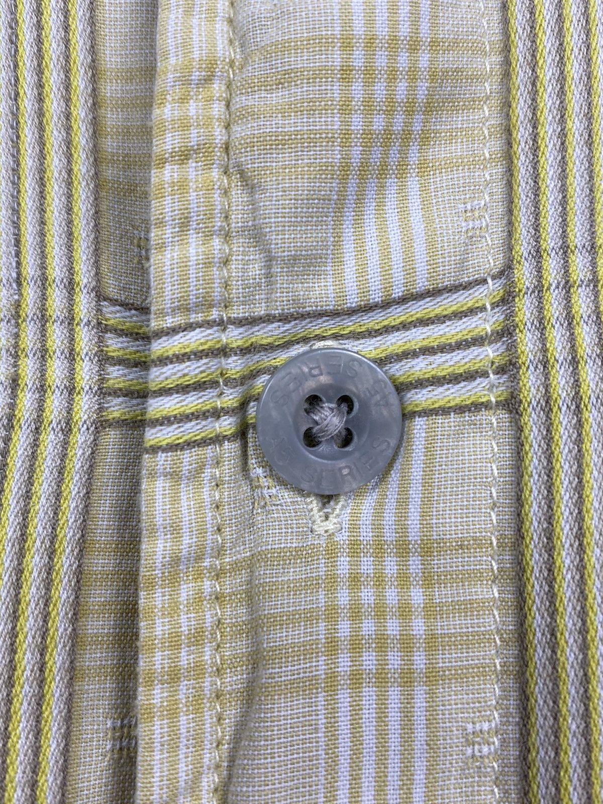 The North Face Vintage The North Face Outdoor Button Up Shirt Size US XL / EU 56 / 4 - 8 Thumbnail