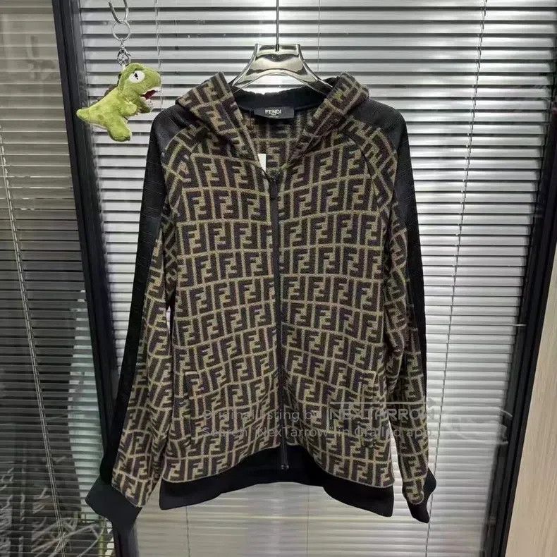 Fendi Fendi Double F monogrammed cashmere teddy bear zipper jack Size US L / EU 52-54 / 3 - 1 Thumbnail