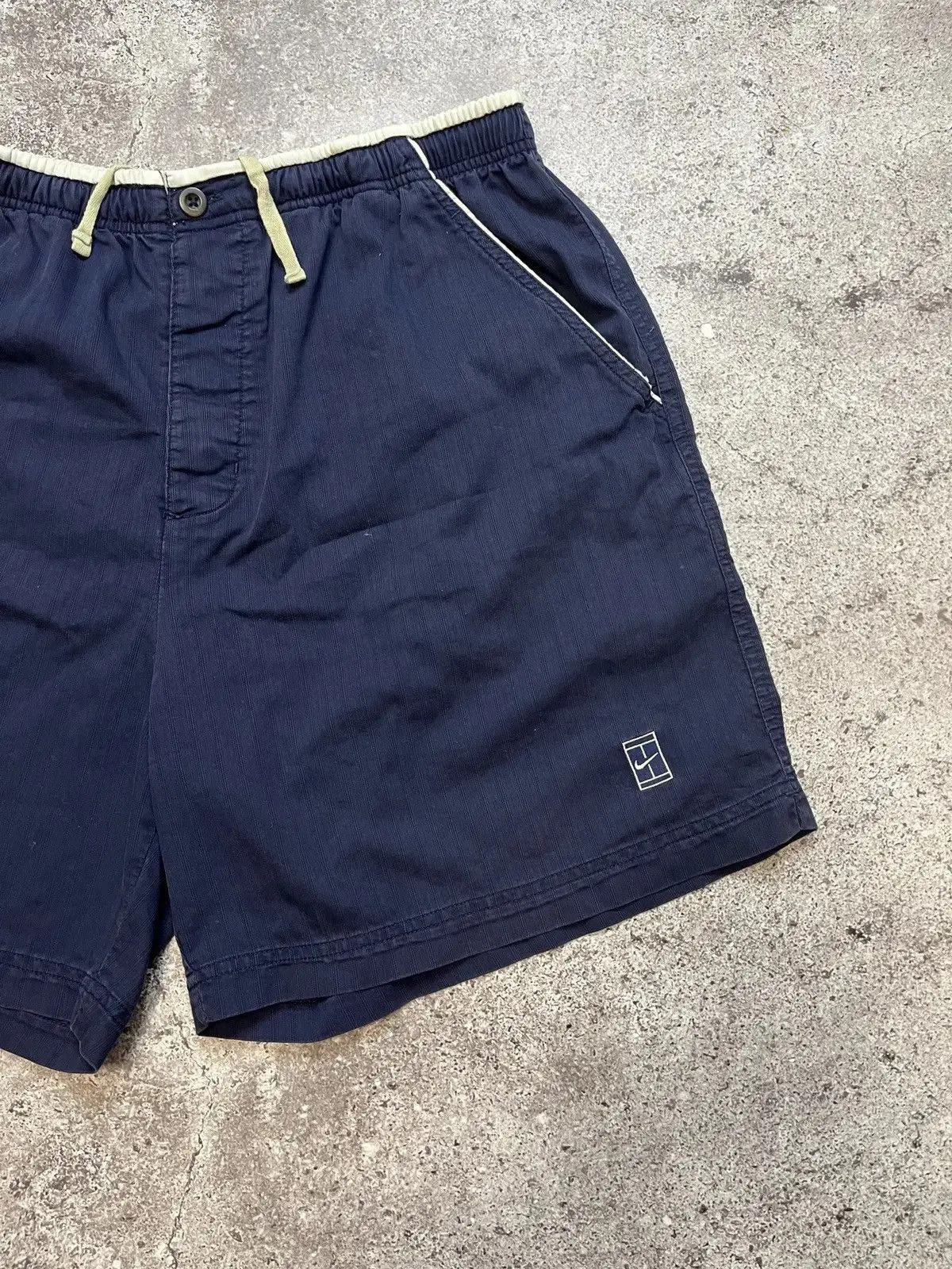 Nike Vintage Nike Swim Shorts L Navy Blue 90s Logo Trim Size US 31 - 2 Thumbnail