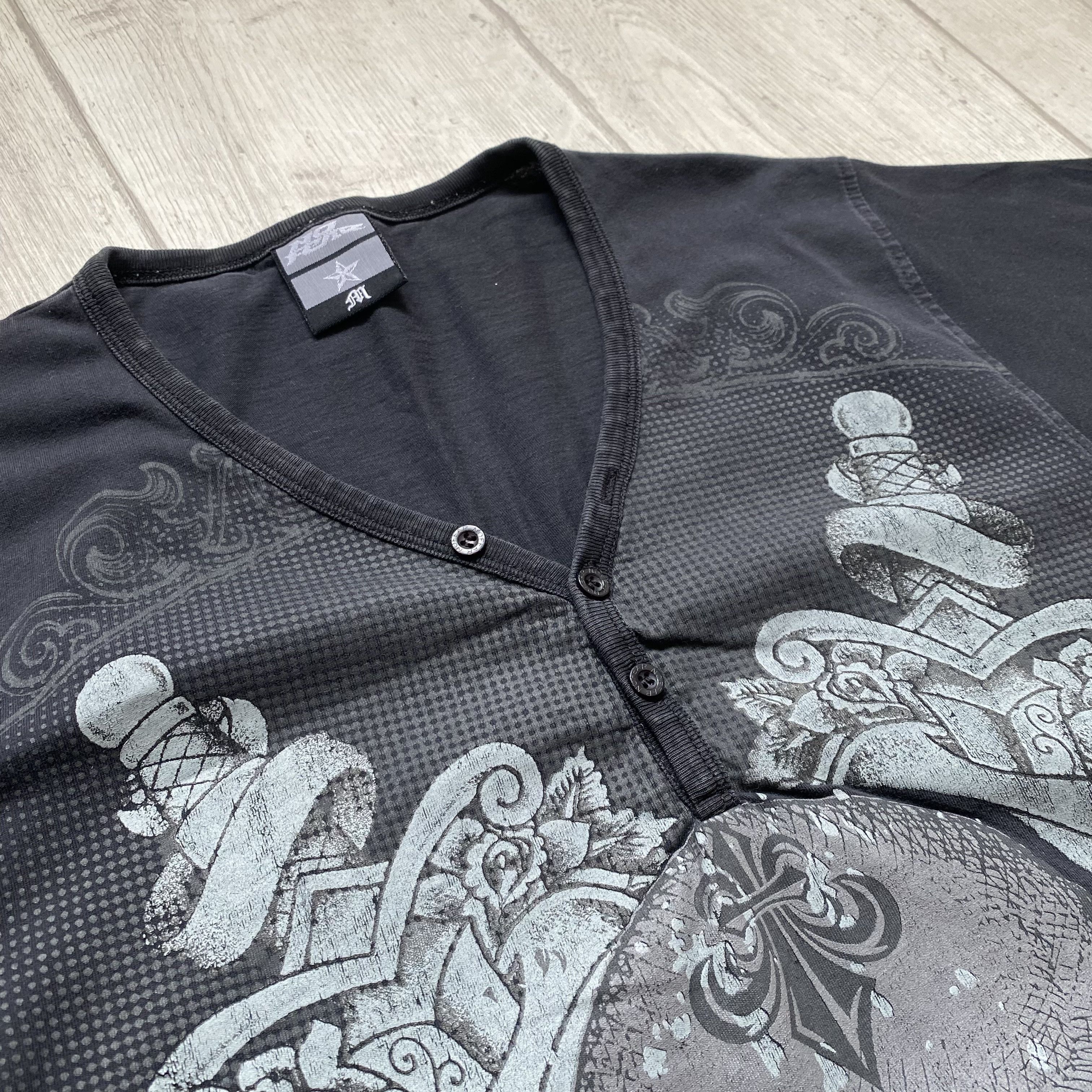 Affliction Vintage No Fear skull logo tee Affliction style v-neck Size US M / EU 48-50 / 2 - 6 Thumbnail