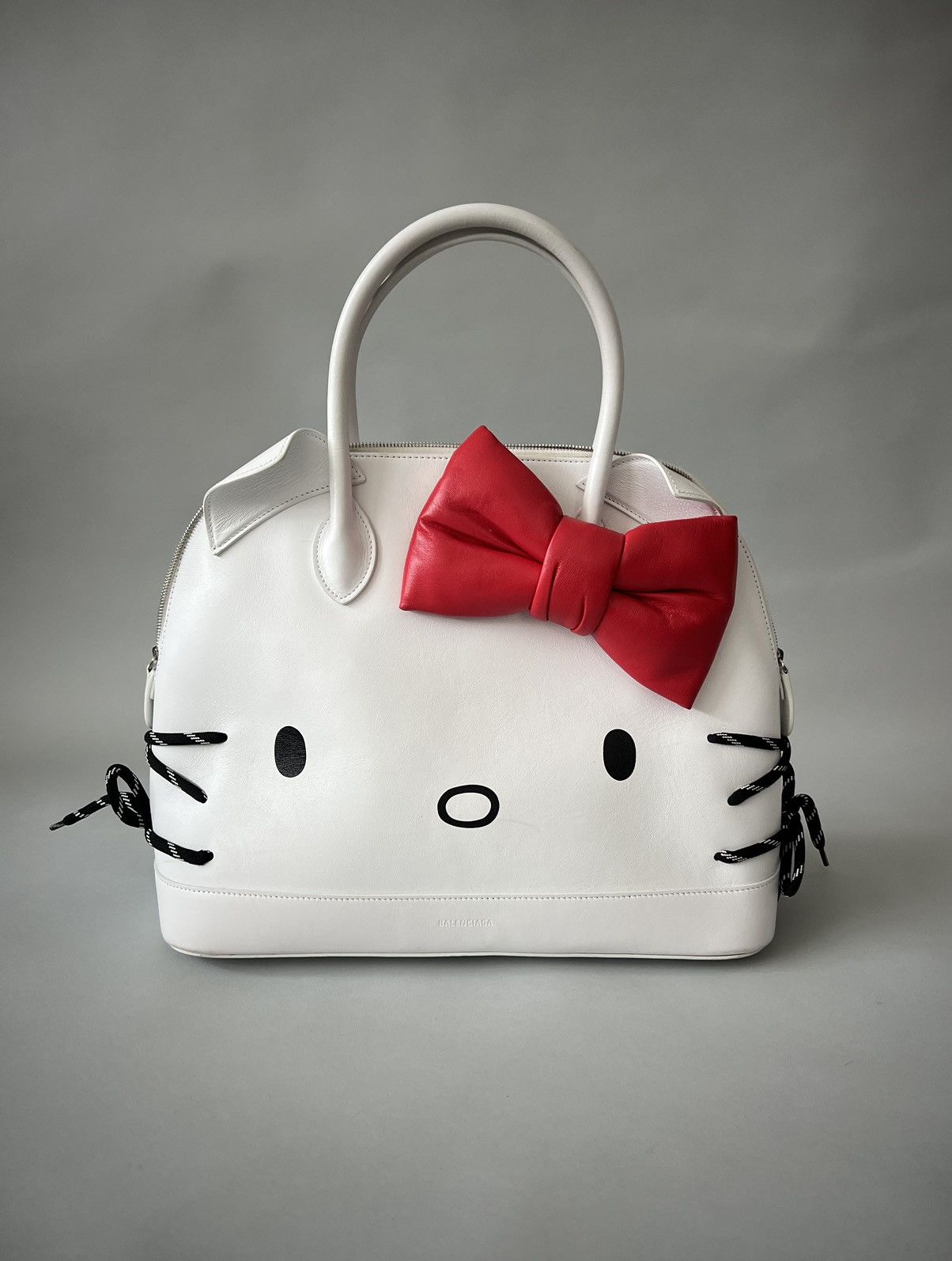 Balenciaga SS20 Balenciaga Hello Kitty Runway Ville Handbag Bag Size ONE SIZE - 1 Thumbnail