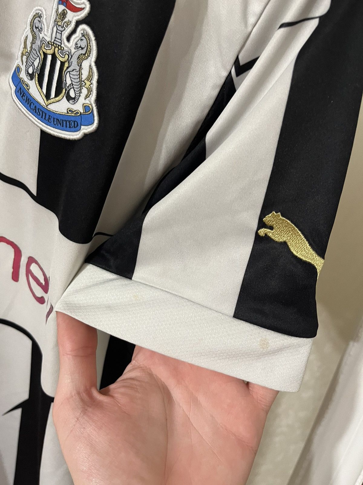 Other Puma Newcastle #10 Ben Arfa 11/12 Home Jersey Size US M / EU 48-50 / 2 - 6 Thumbnail
