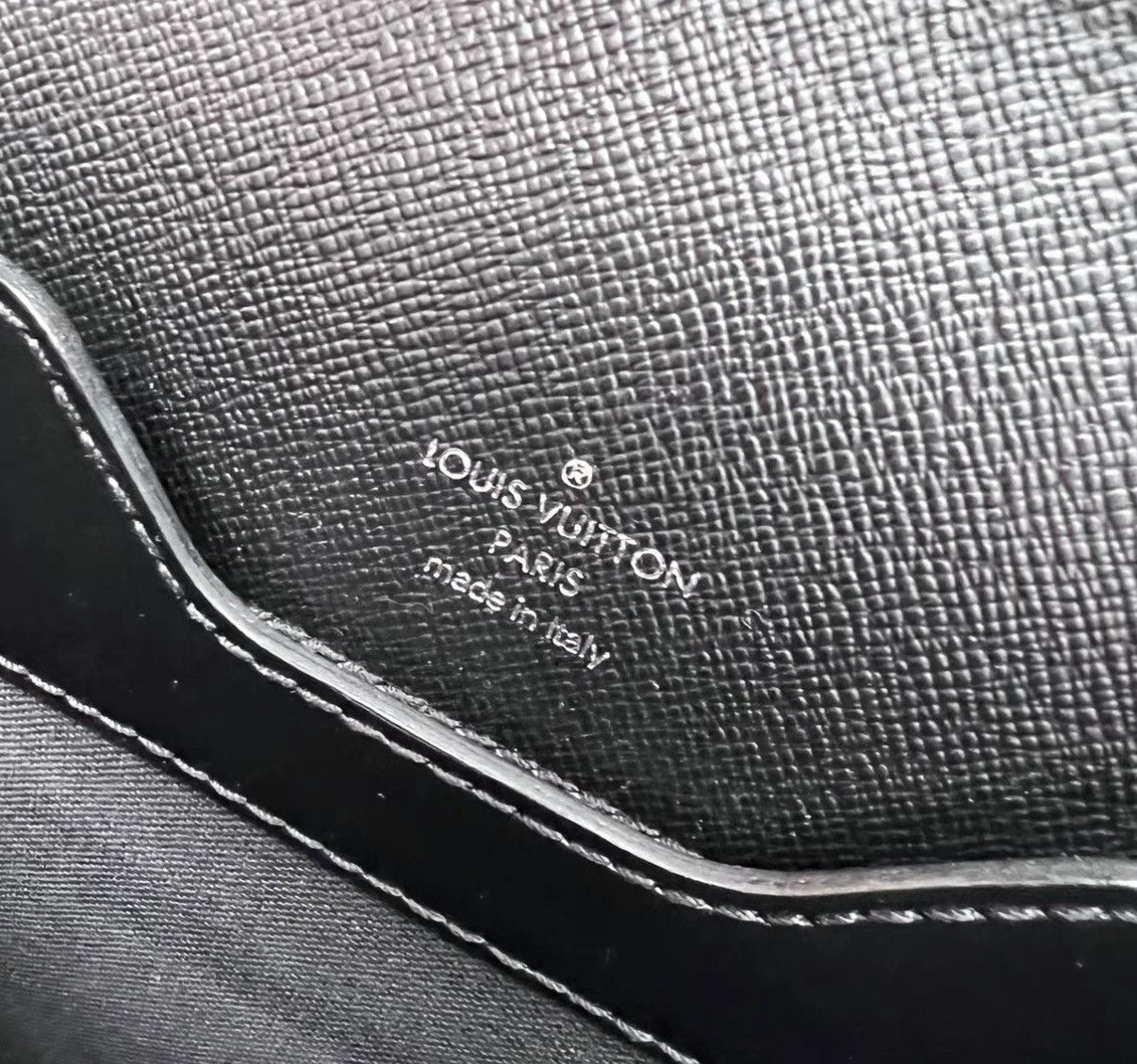 Louis Vuitton Louis Vuitton Black Lock Briefcase / Handheld Bag Size ONE SIZE - 6 Thumbnail