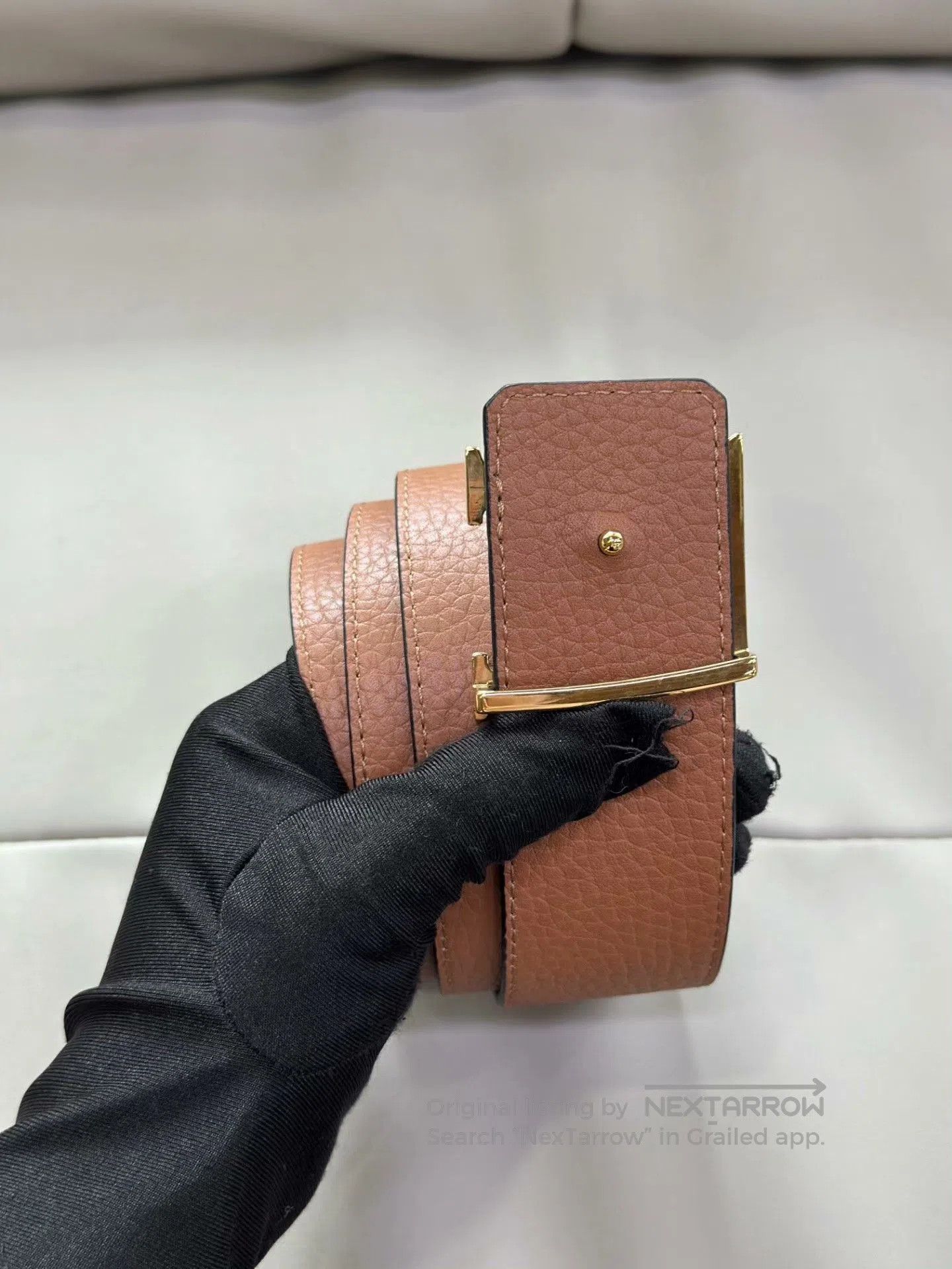Louis Vuitton LV Reversible Black-Brown Leather Belt. Size ONE SIZE - 4 Thumbnail