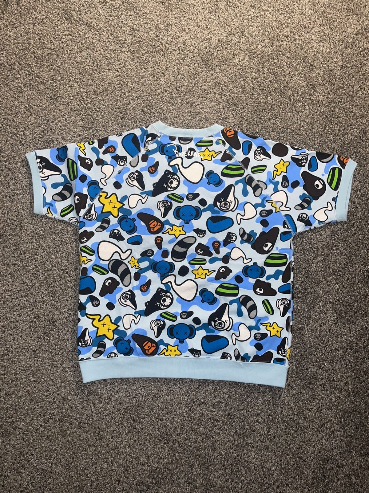 Bape Bape x kaws Baby Milo Animal Kingdom Crewneck Size US L / EU 52-54 / 3 - 4 Thumbnail