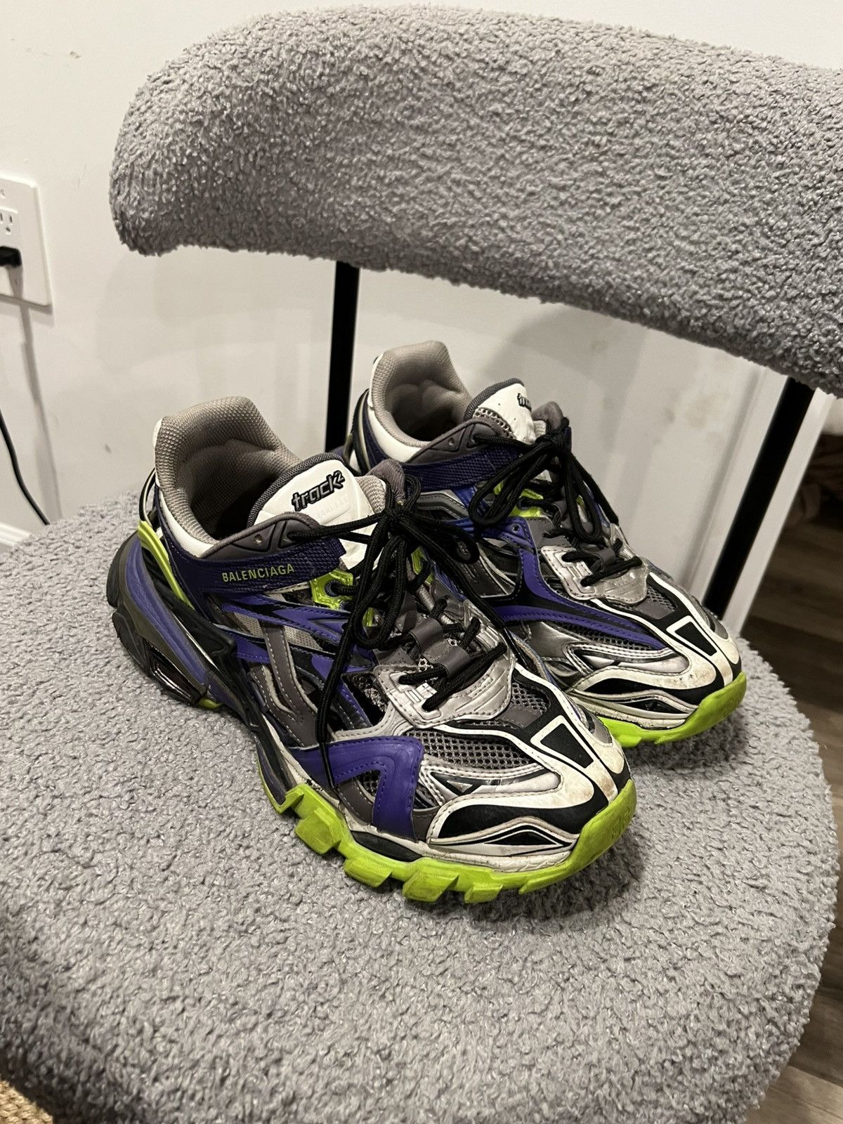 newGeneration 4 grey track 2 Balenciaga Track 2 Sneaker - Men main image 2
