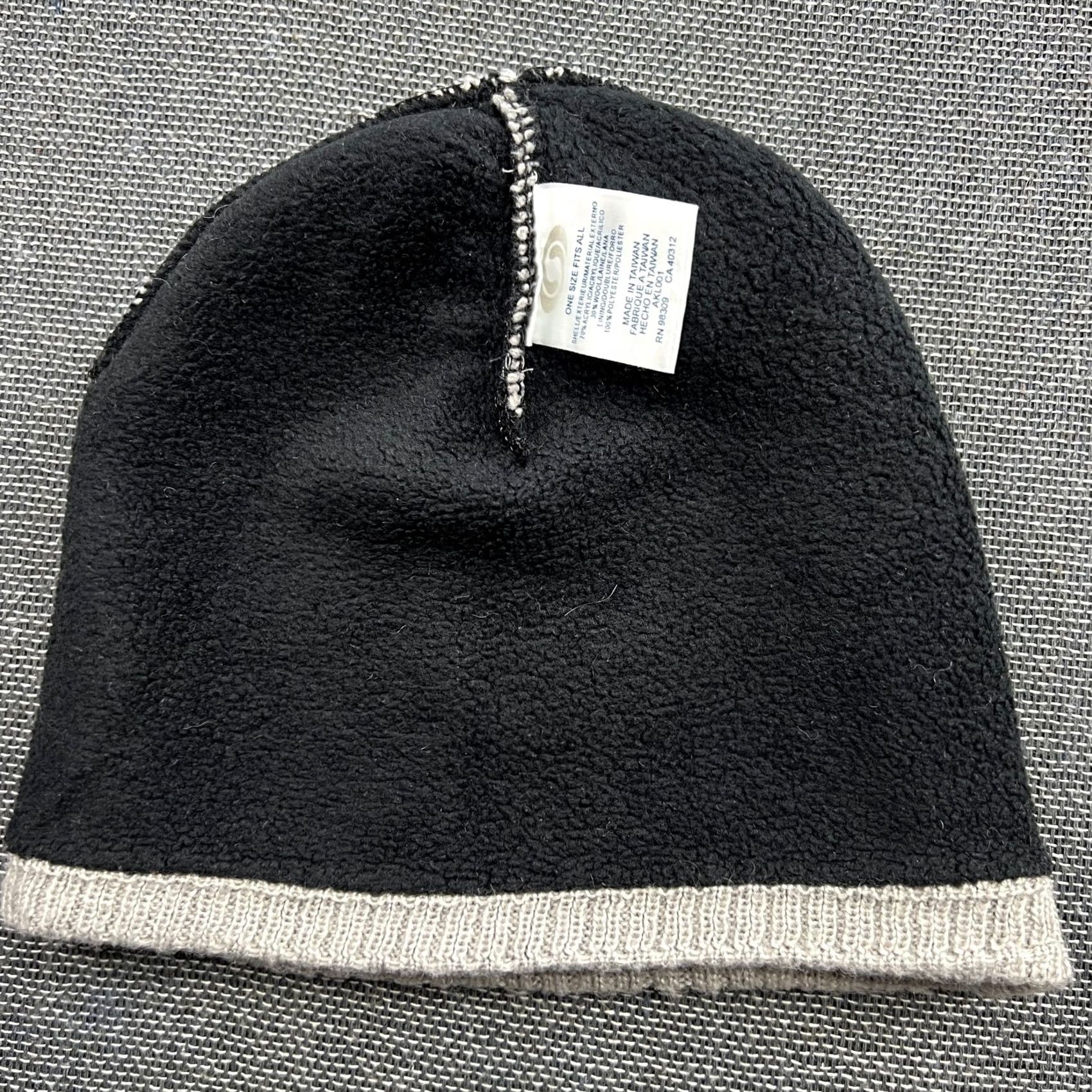 Salomon VINTAGE Salomon Beanie Hat One Size Wool Blend Gray Insulated Outdoor Sport Mens Womens Unisex Adults Black Gray Knit Thermal 90s Size ONE SIZE - 3 Thumbnail