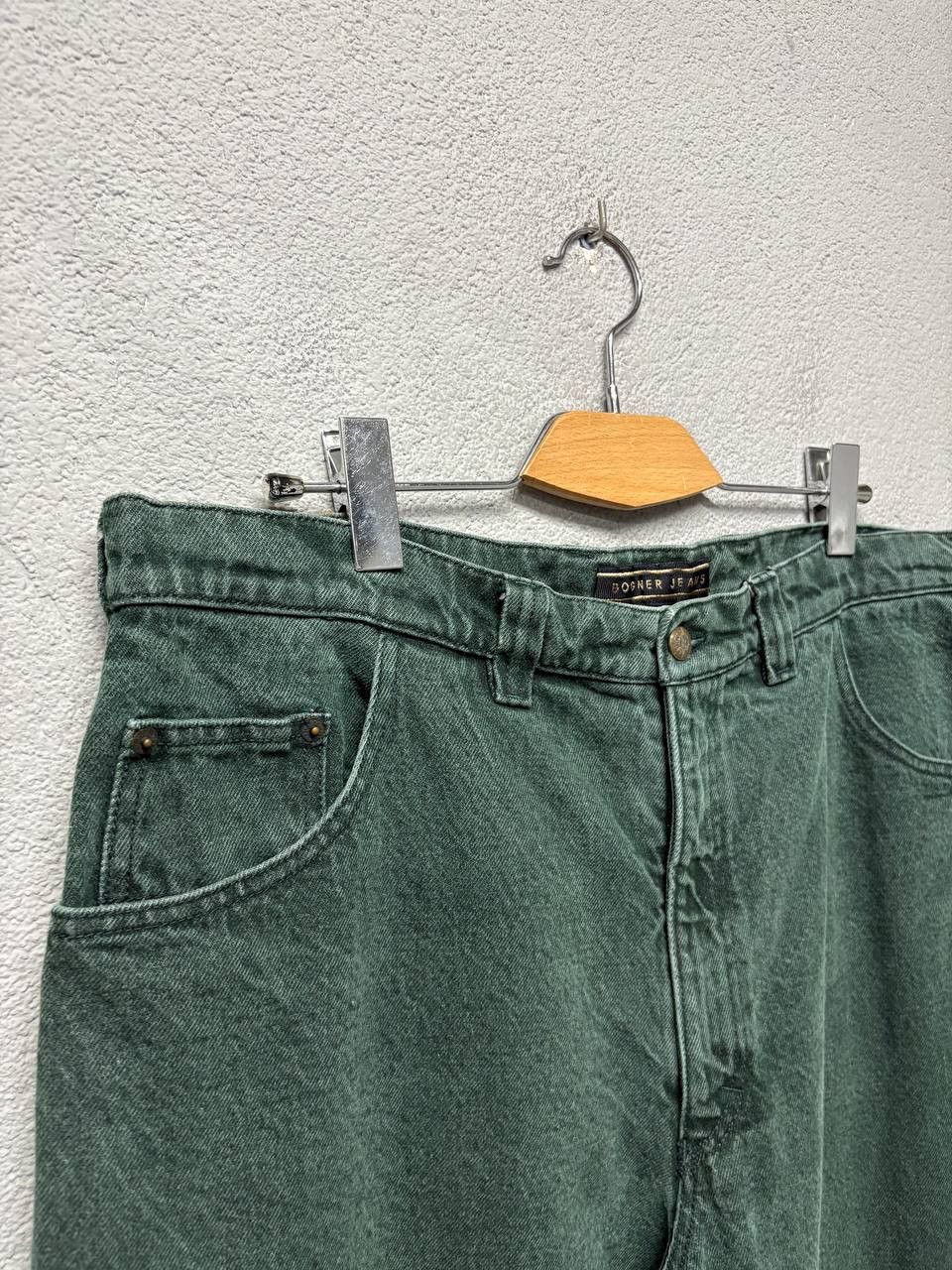Bogner Bogner mens jeans US 42 / XXL / W 38 Size US 38 / EU 54 - 2 Thumbnail
