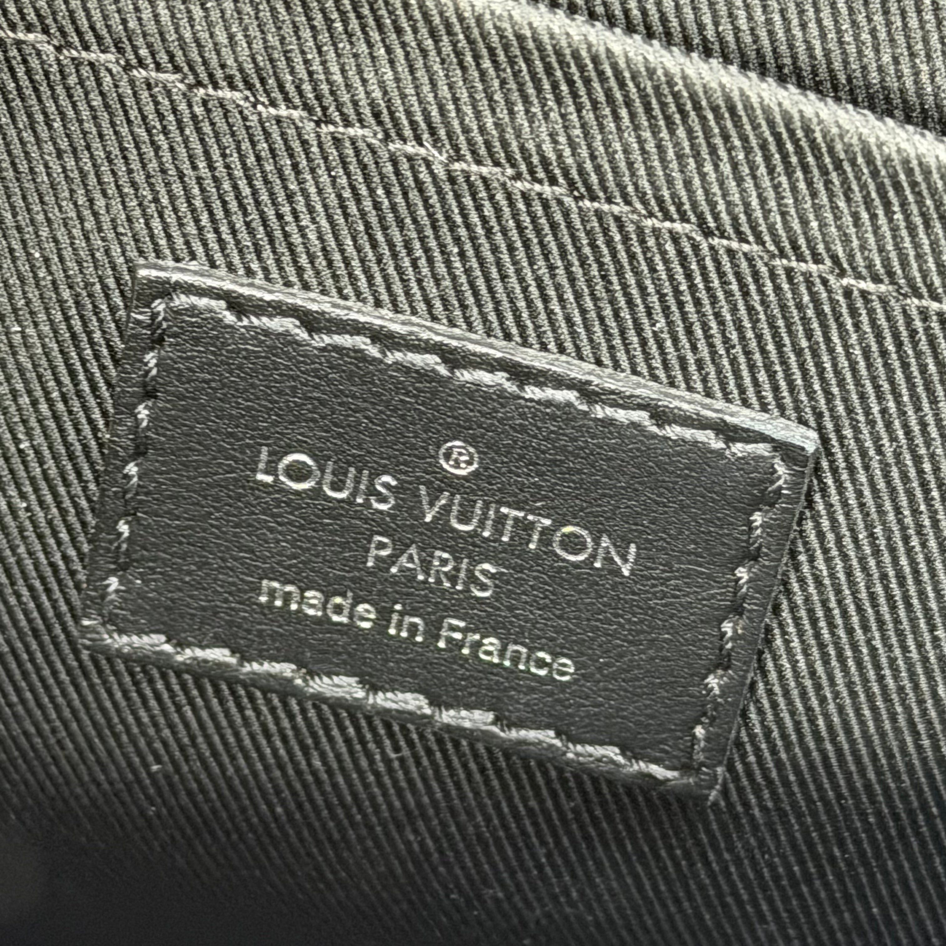 Louis Vuitton Louis Vuitton Monogram Eclipse Trunk Messenger Size ONE SIZE - 5 Thumbnail