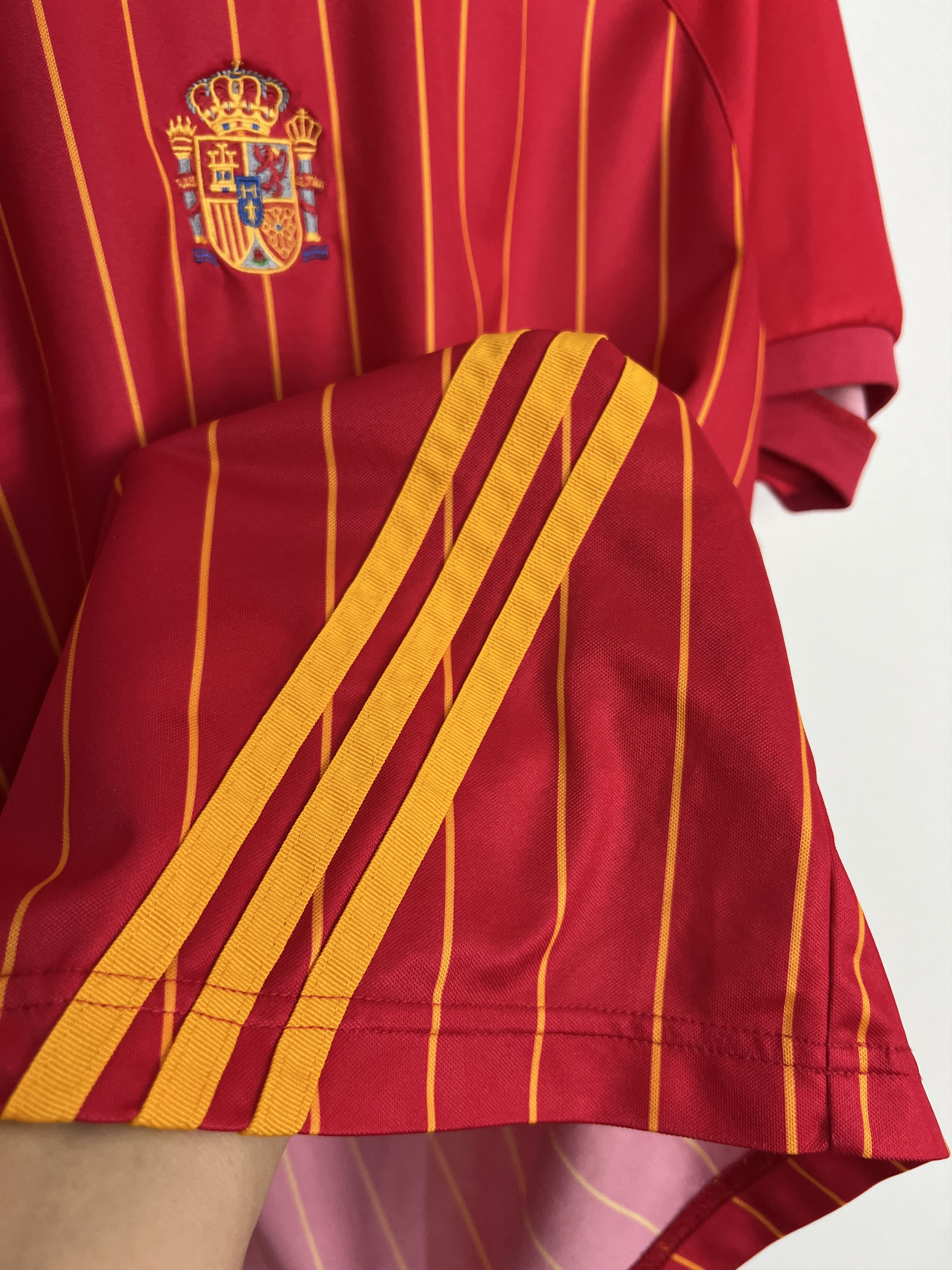 Adidas Spain World Cup Football Train Shirt Soccer Jersey Camiseta Size US L / EU 52-54 / 3 - 5 Thumbnail