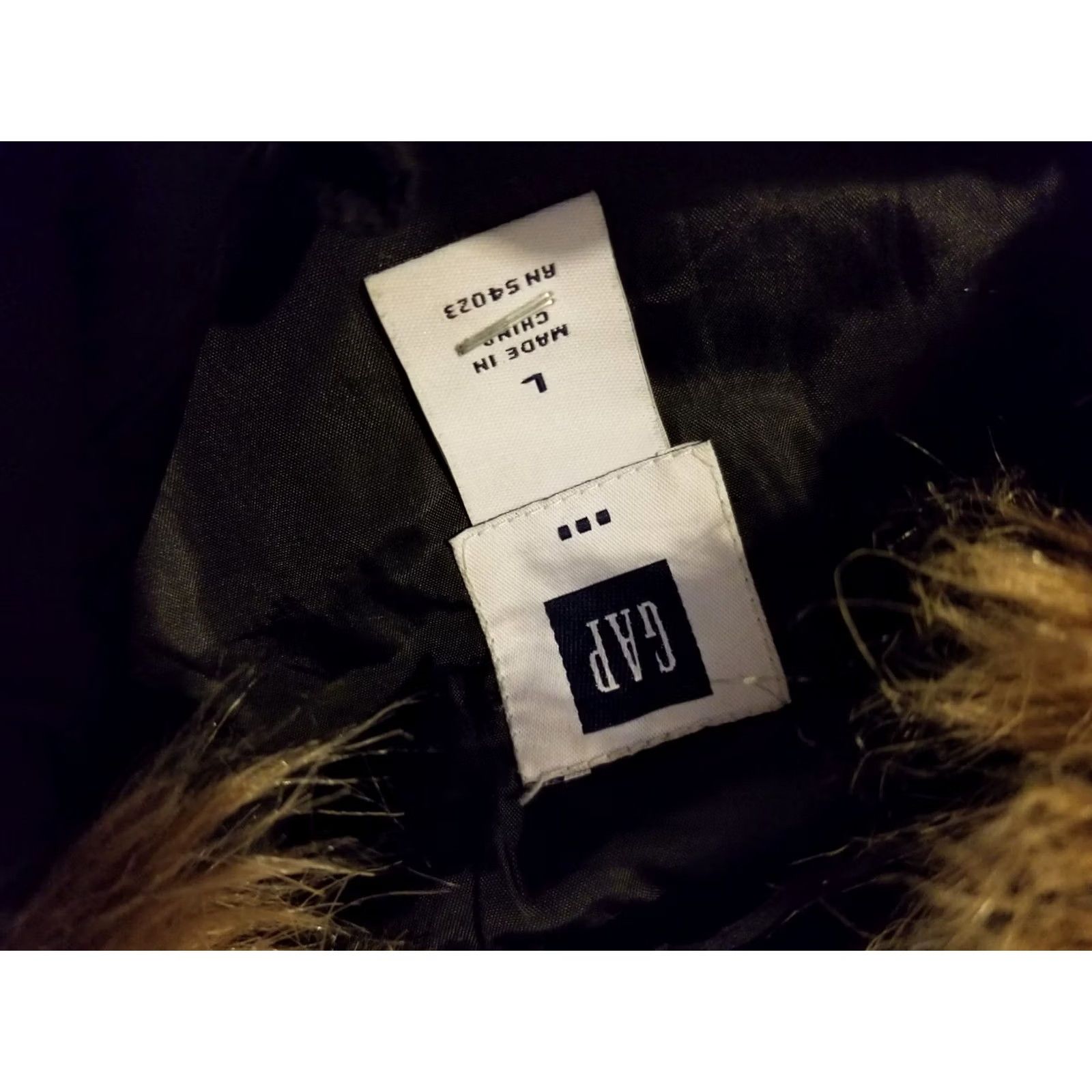 Gap Womens GAP Vest Large Black Down Puffer Full Zip Size L / US 10 / IT 46 - 7 Thumbnail