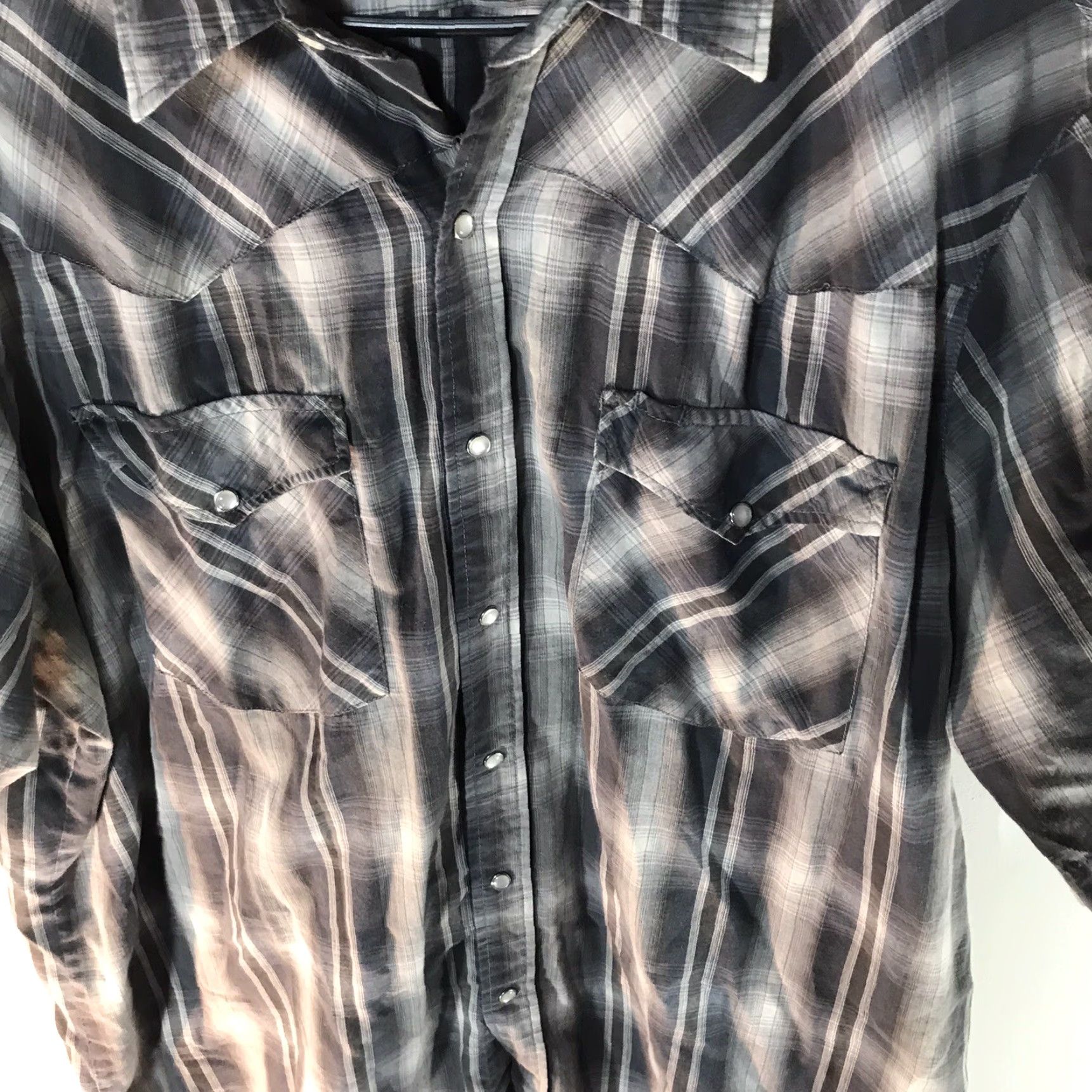 Vintage Bit & Bridle Western Shirt Mens 2X Short Sleeve Button-Up Striped Blue/Grey/White Cotton Polyester Snap Pearl Snap Western Shirt Mens Size US XXL / EU 58 / 5 - 2 Thumbnail