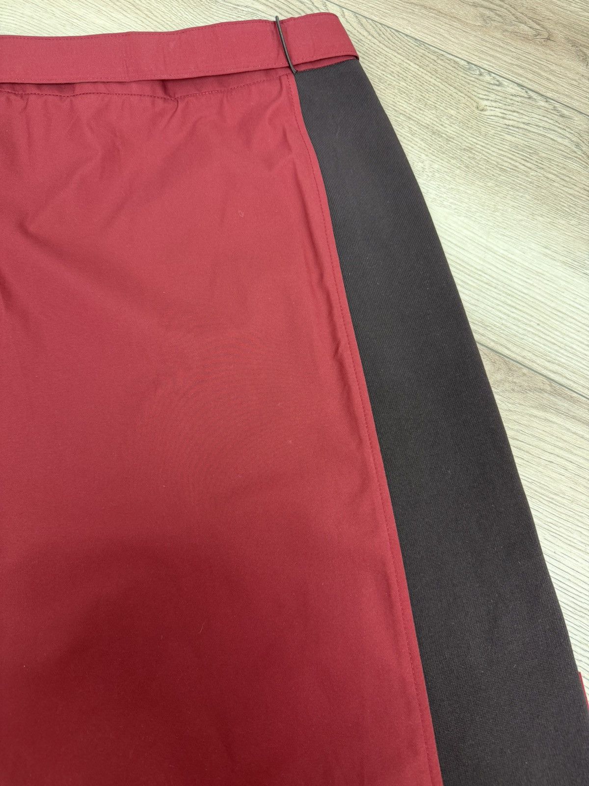 Prada Prada Red Tab Vintage logo y2k avant gardeskirt Size 28" / US 6 / IT 42 - 15 Thumbnail