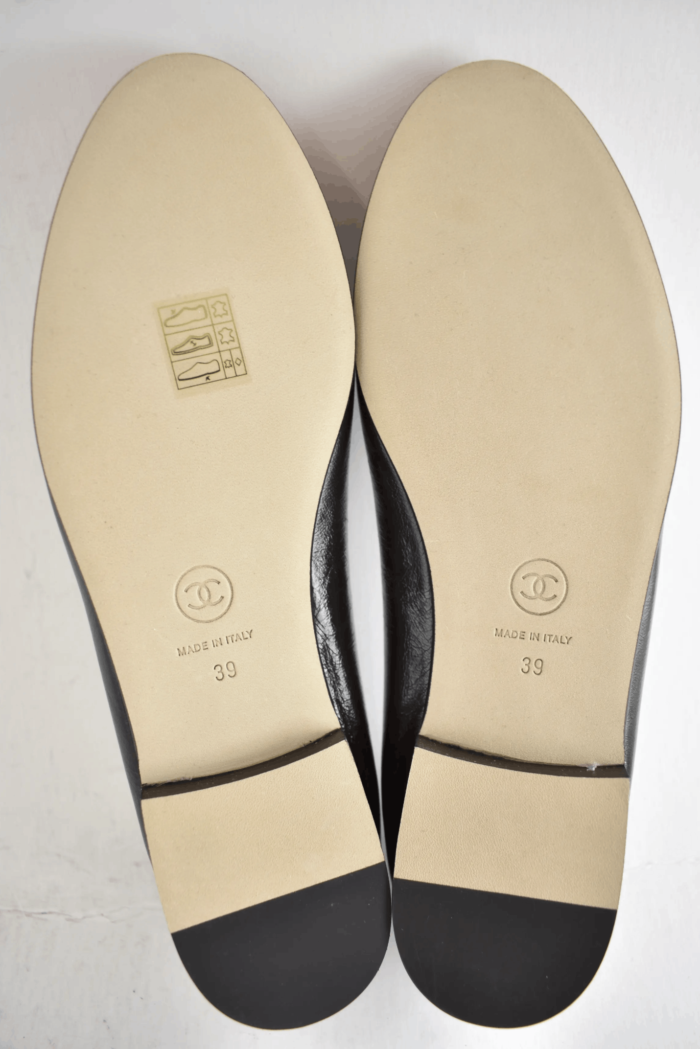 Chanel 26S Red Leather CC Logo Classic Ballet Ballerina Flat 39 Size US 9 / IT 39 - 20 Thumbnail