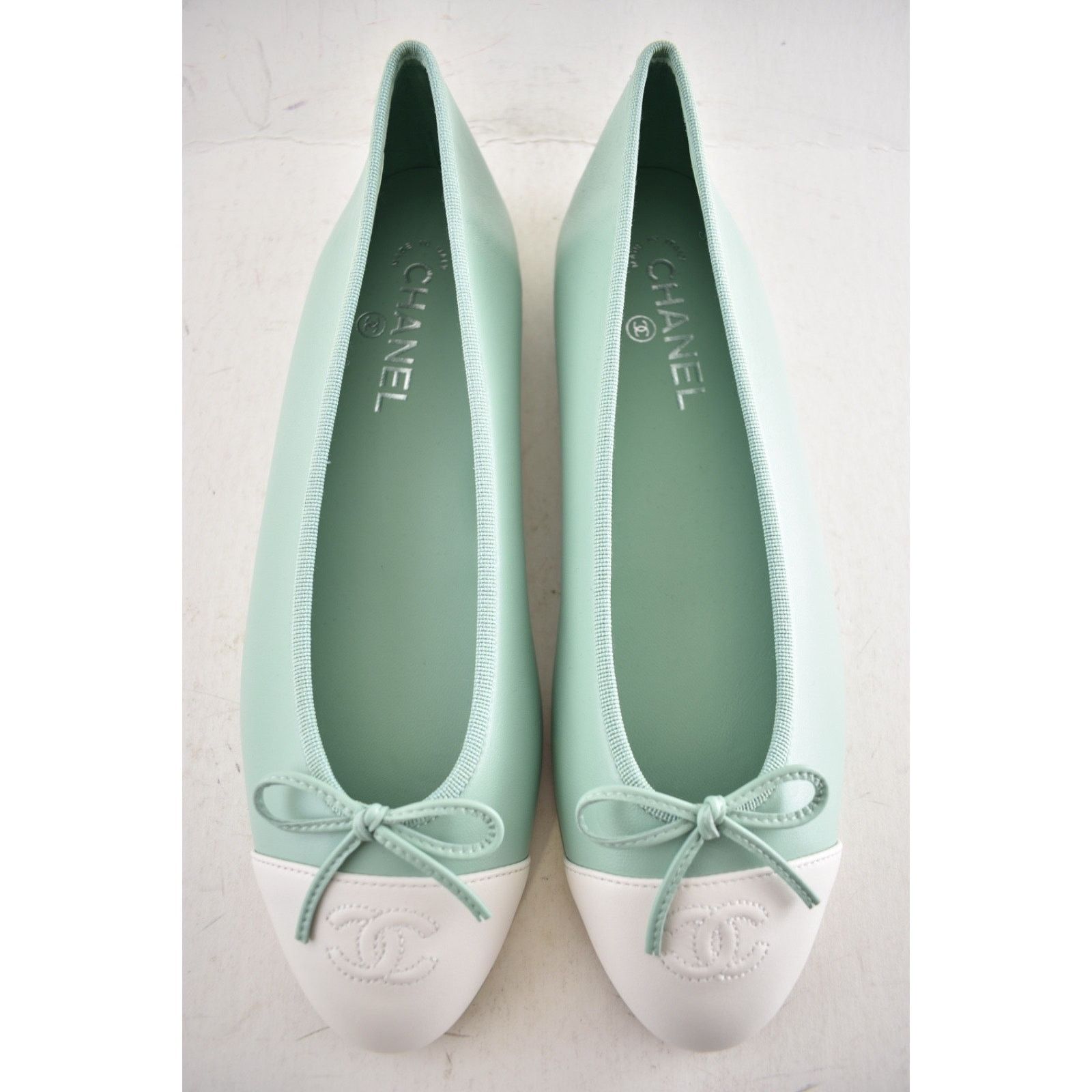 Chanel Chanel Light Green White Lambskin CC Ballet Flat 39 Size US 9 / IT 39 - 10 Thumbnail
