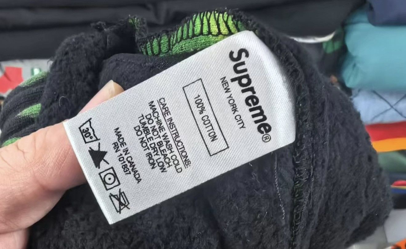 Supreme Supreme skull pile sweatshort shorts Size US 30 / EU 46 - 3 Thumbnail